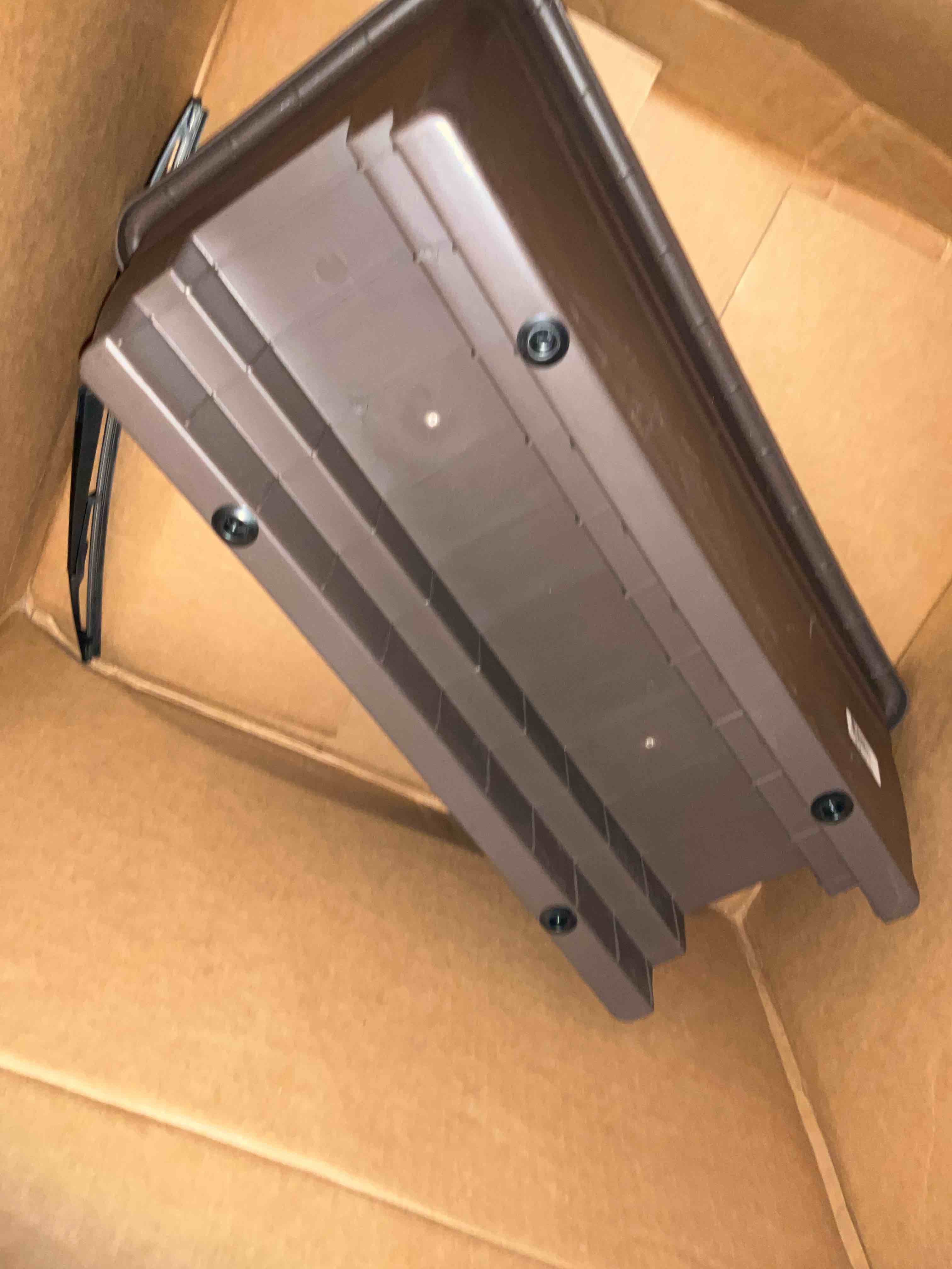 https://s3.amazonaws.com/lotting-images-prod/BargainHunt/EXS01403388_1723643887844.jpeg