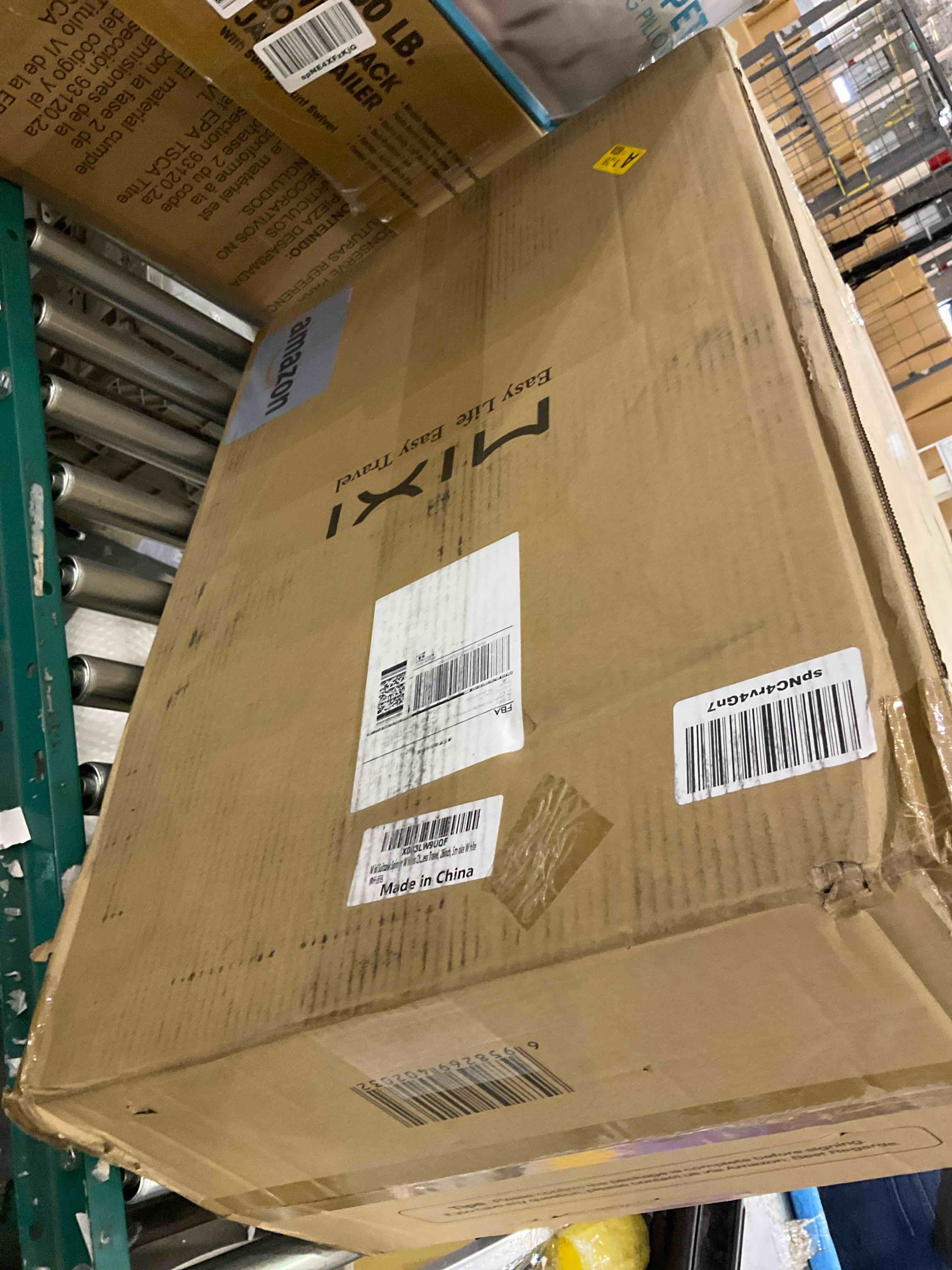https://s3.amazonaws.com/lotting-images-prod/BargainHunt/EXS01403776_1723137284609.jpeg