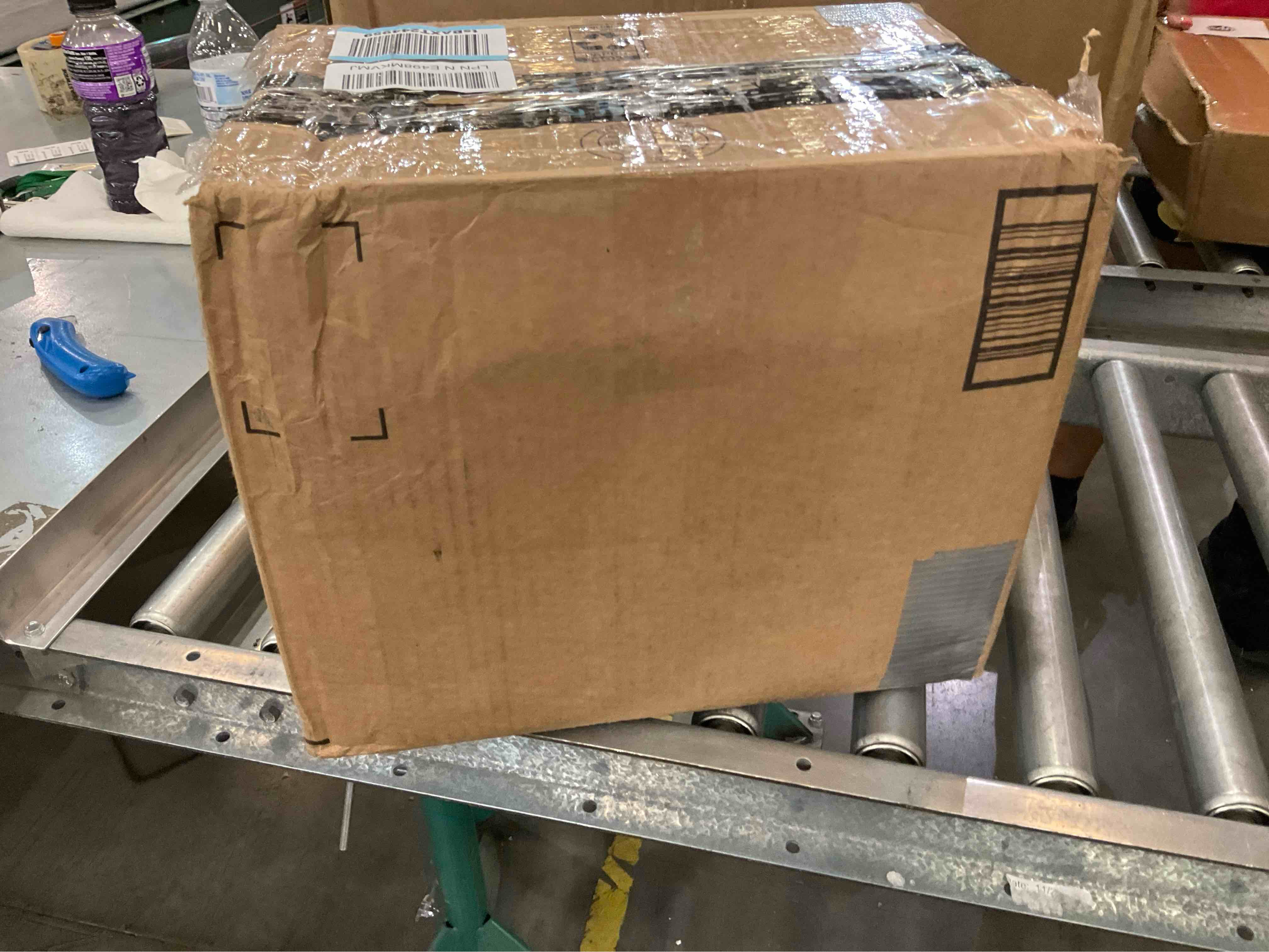 https://s3.amazonaws.com/lotting-images-prod/BargainHunt/EXS01404569_1722351410555.jpeg