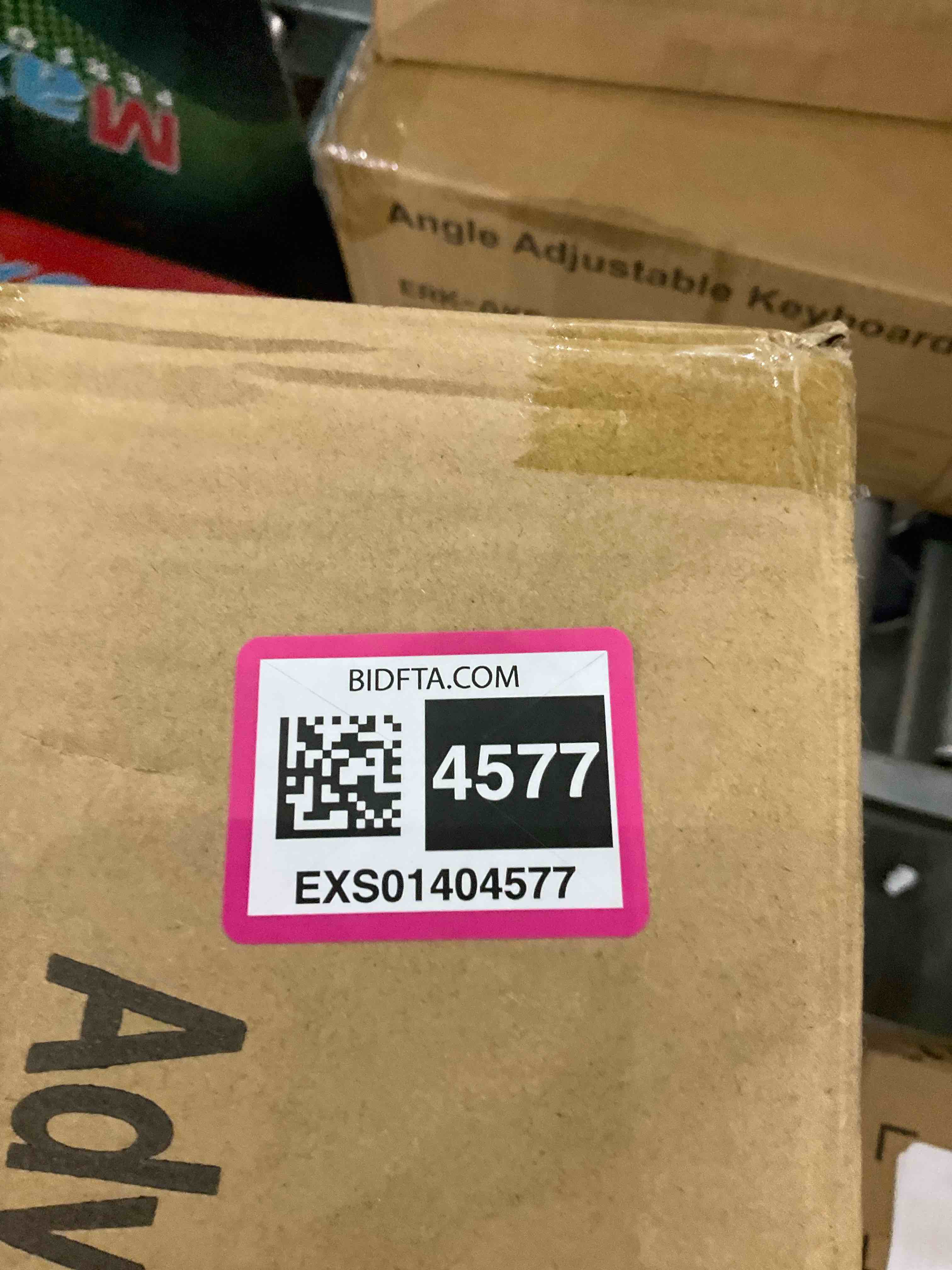 https://s3.amazonaws.com/lotting-images-prod/BargainHunt/EXS01404577_1722425791023.jpeg