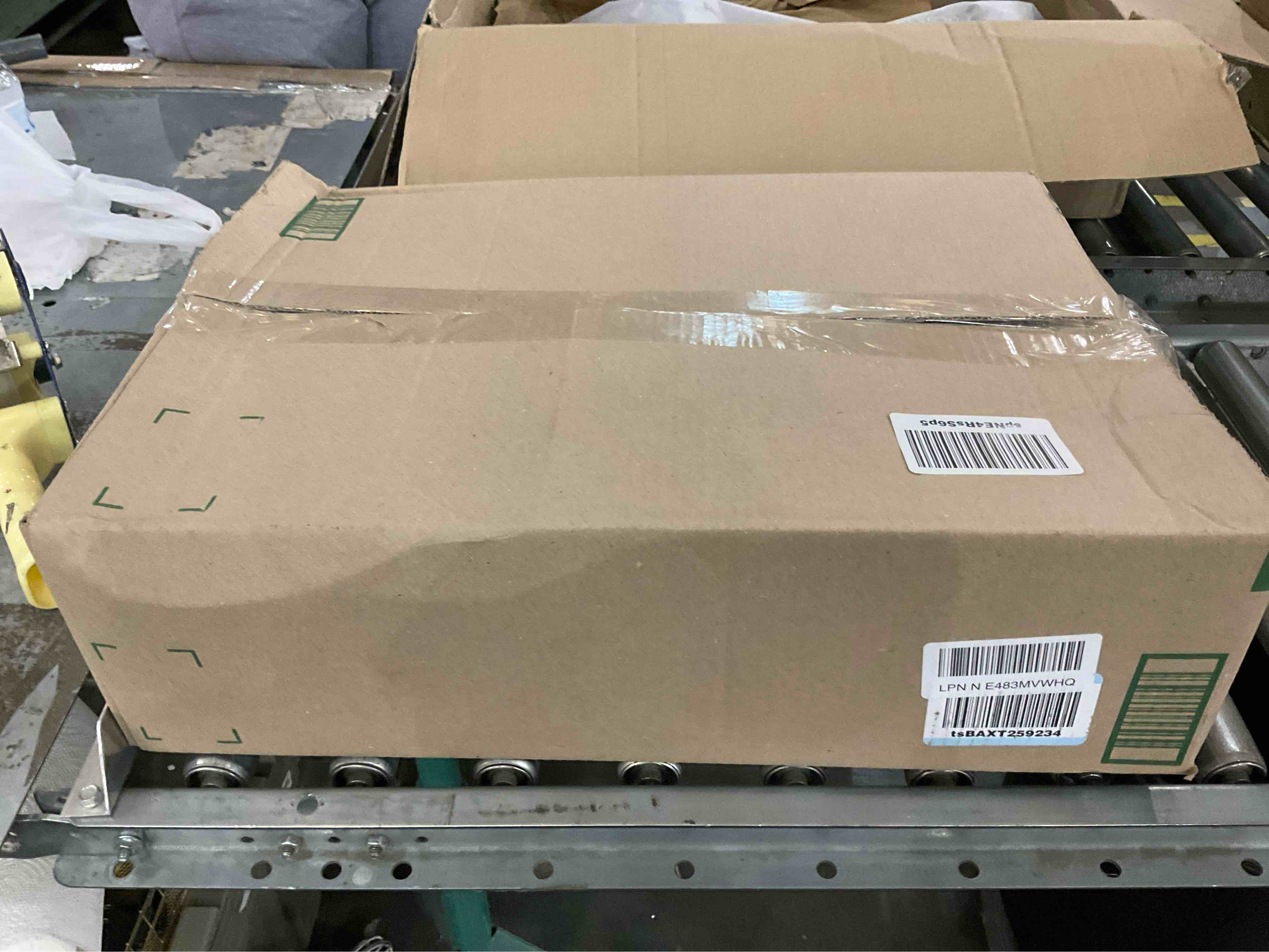https://s3.amazonaws.com/lotting-images-prod/BargainHunt/EXS01404758_1723644087974.jpeg