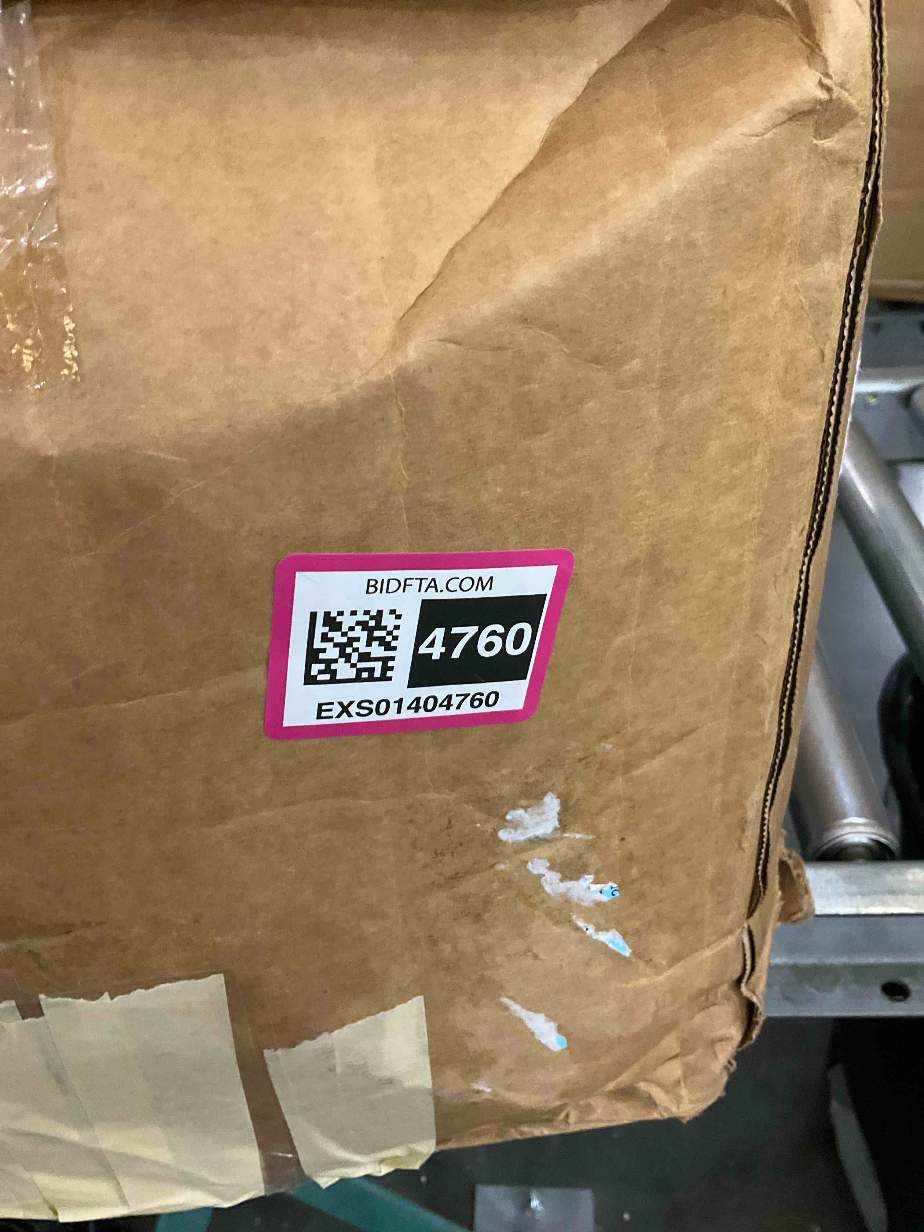 https://s3.amazonaws.com/lotting-images-prod/BargainHunt/EXS01404760_1723644456101.jpeg