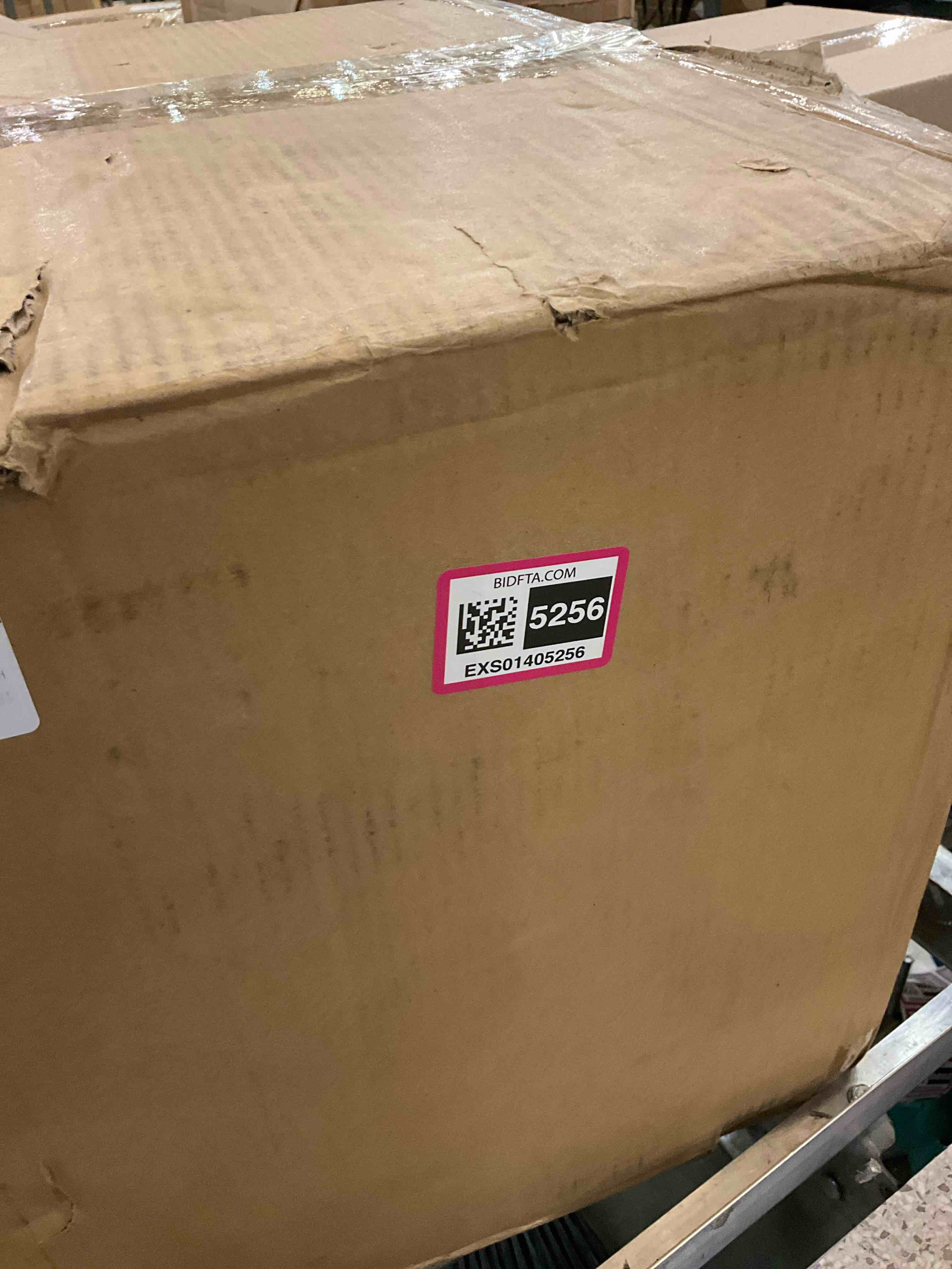 https://s3.amazonaws.com/lotting-images-prod/BargainHunt/EXS01405256_1722273653649.jpeg
