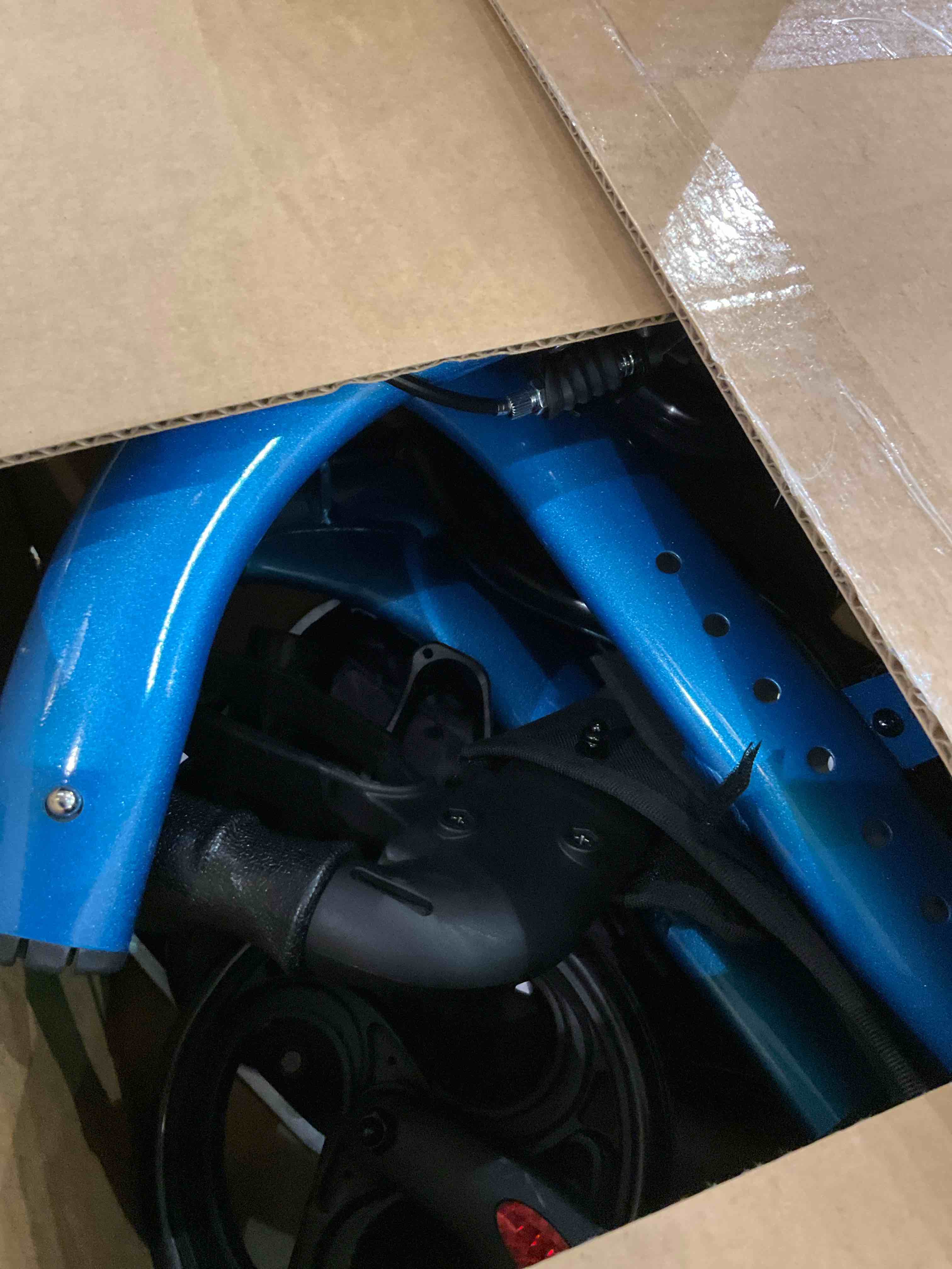 https://s3.amazonaws.com/lotting-images-prod/BargainHunt/EXS01405329_1722341119139.jpeg