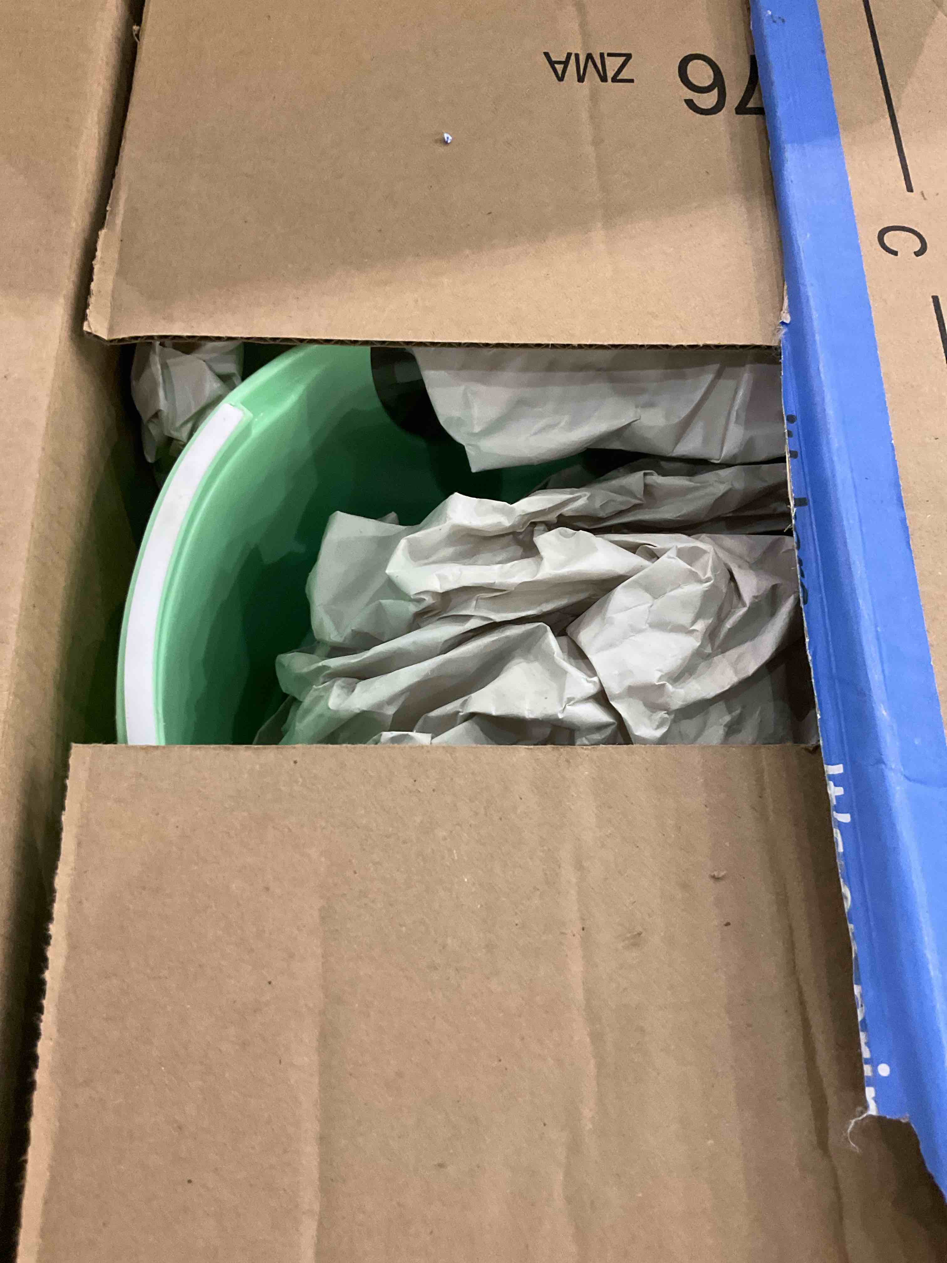 https://s3.amazonaws.com/lotting-images-prod/BargainHunt/EXS01405427_1722425177328.jpeg