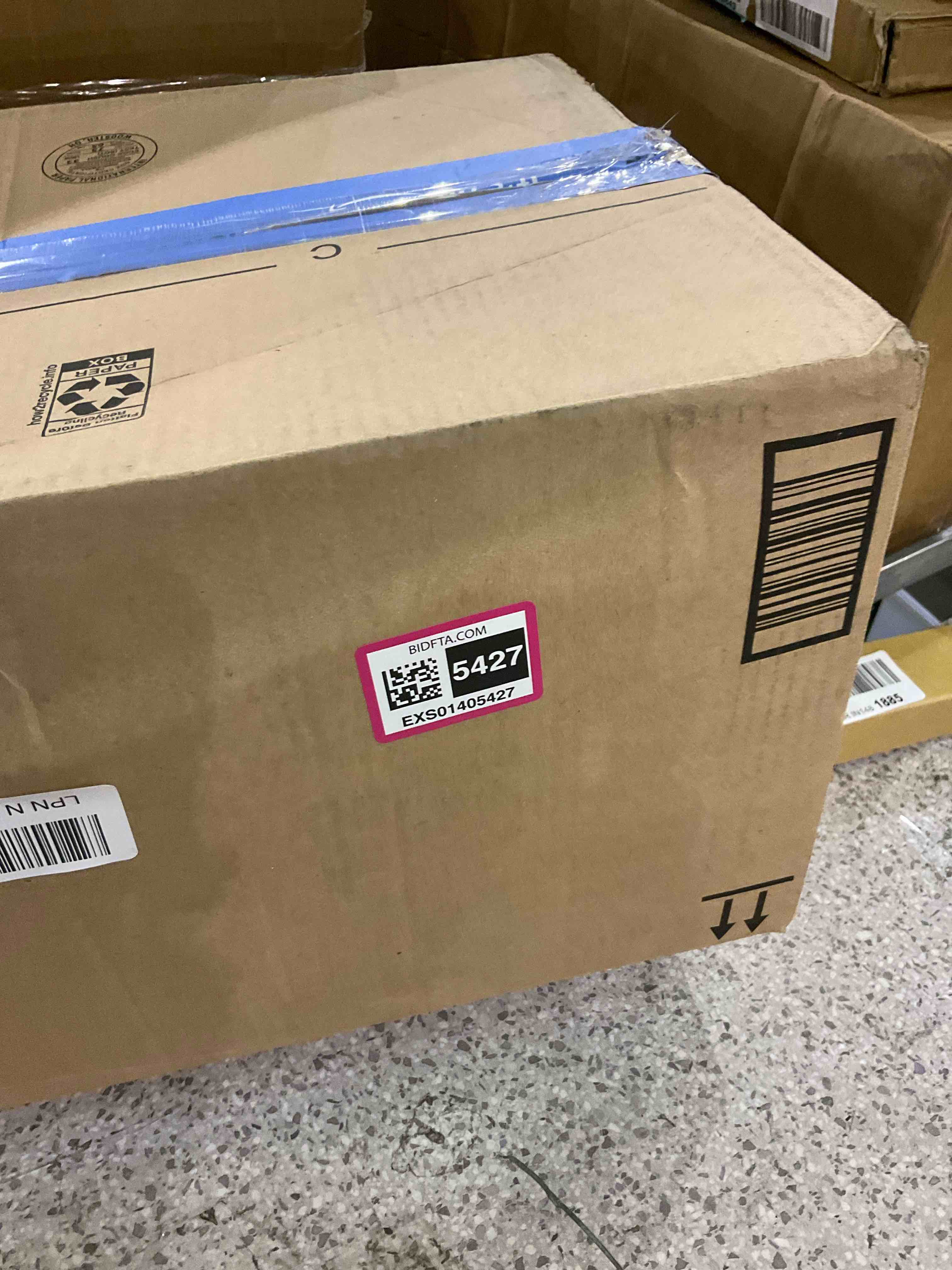https://s3.amazonaws.com/lotting-images-prod/BargainHunt/EXS01405427_1722425192965.jpeg