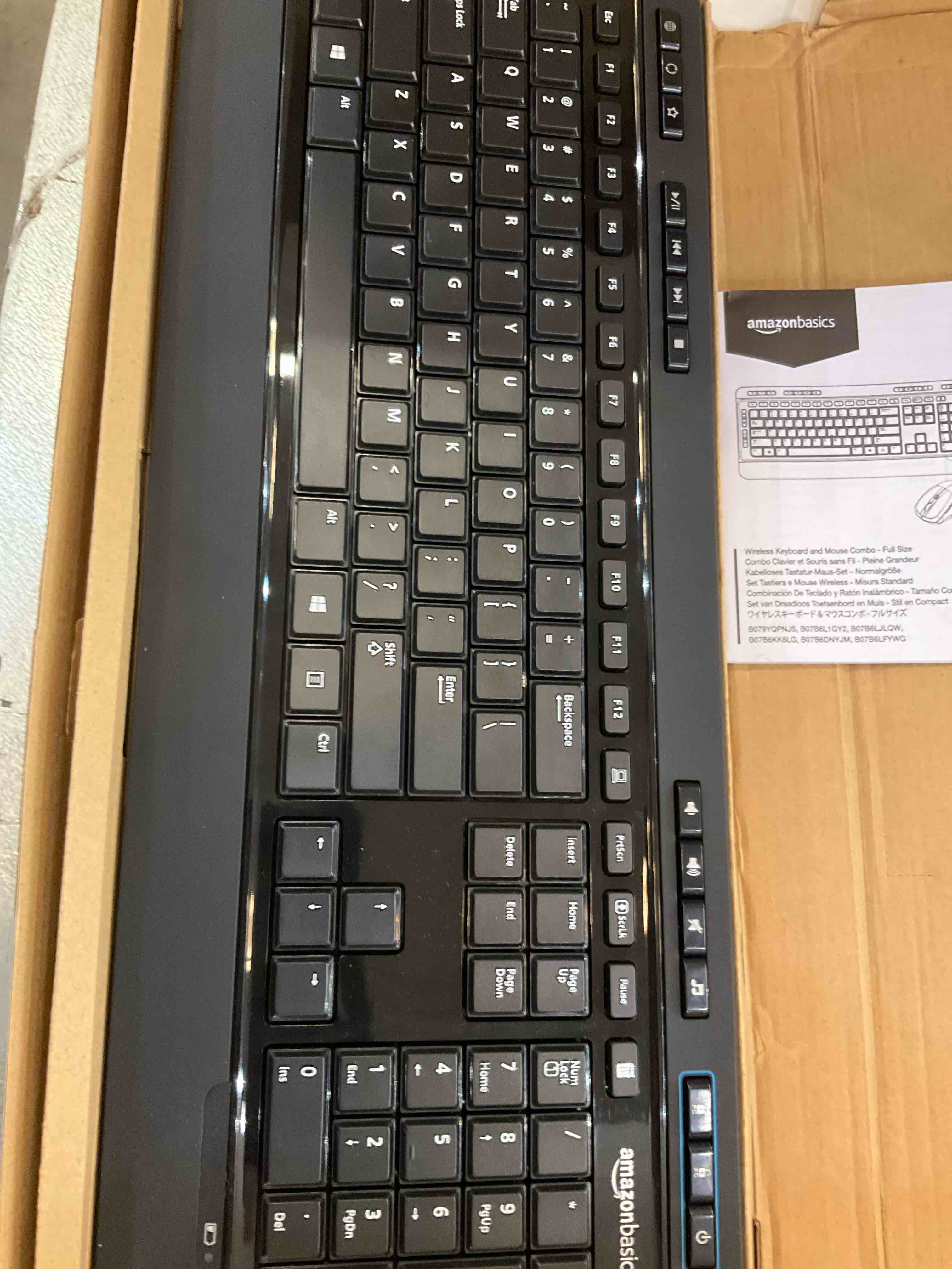 https://s3.amazonaws.com/lotting-images-prod/BargainHunt/EXS01405546_1721933358977.jpeg