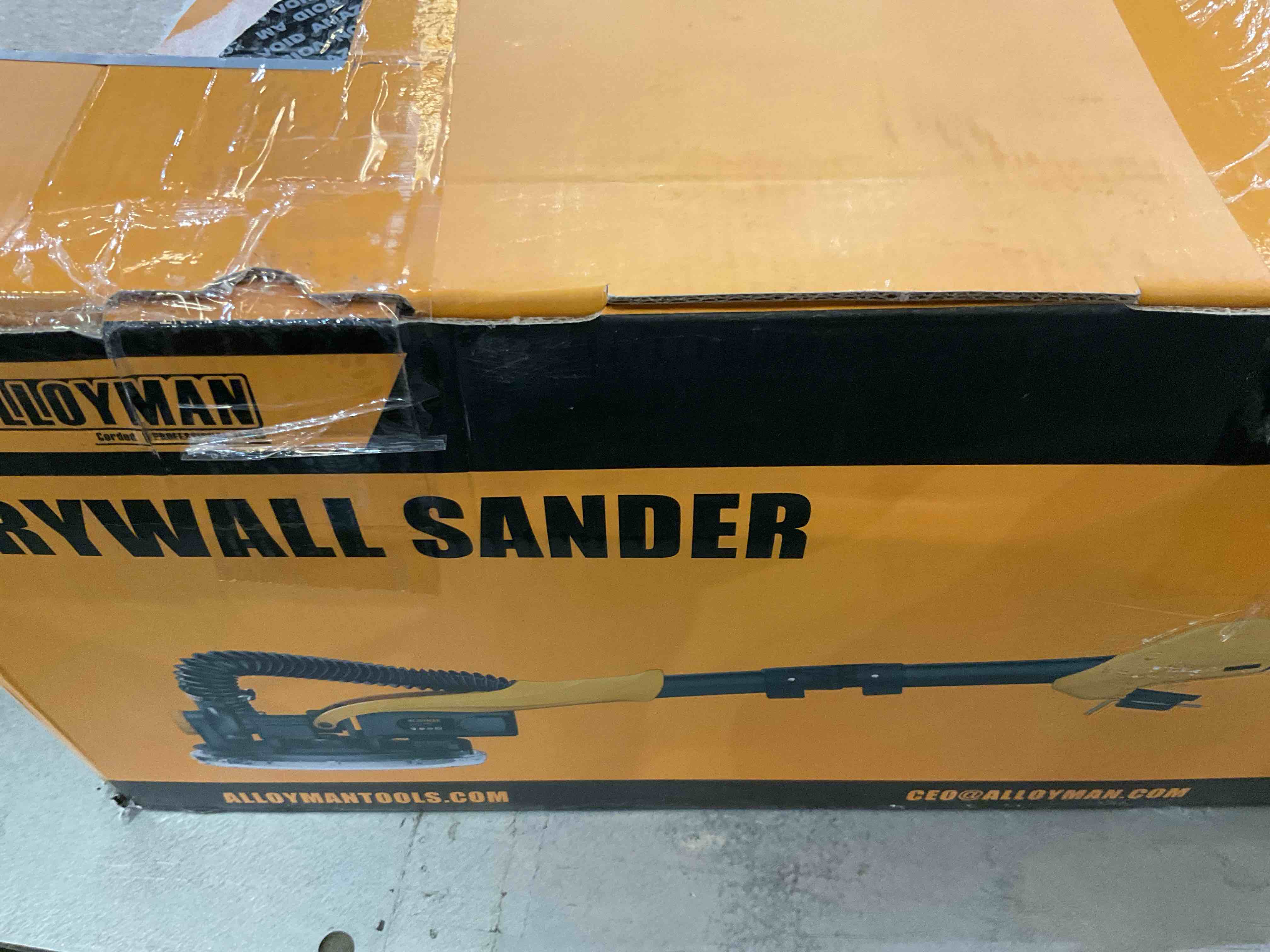 https://s3.amazonaws.com/lotting-images-prod/BargainHunt/EXS01405879_1722531264680.jpeg