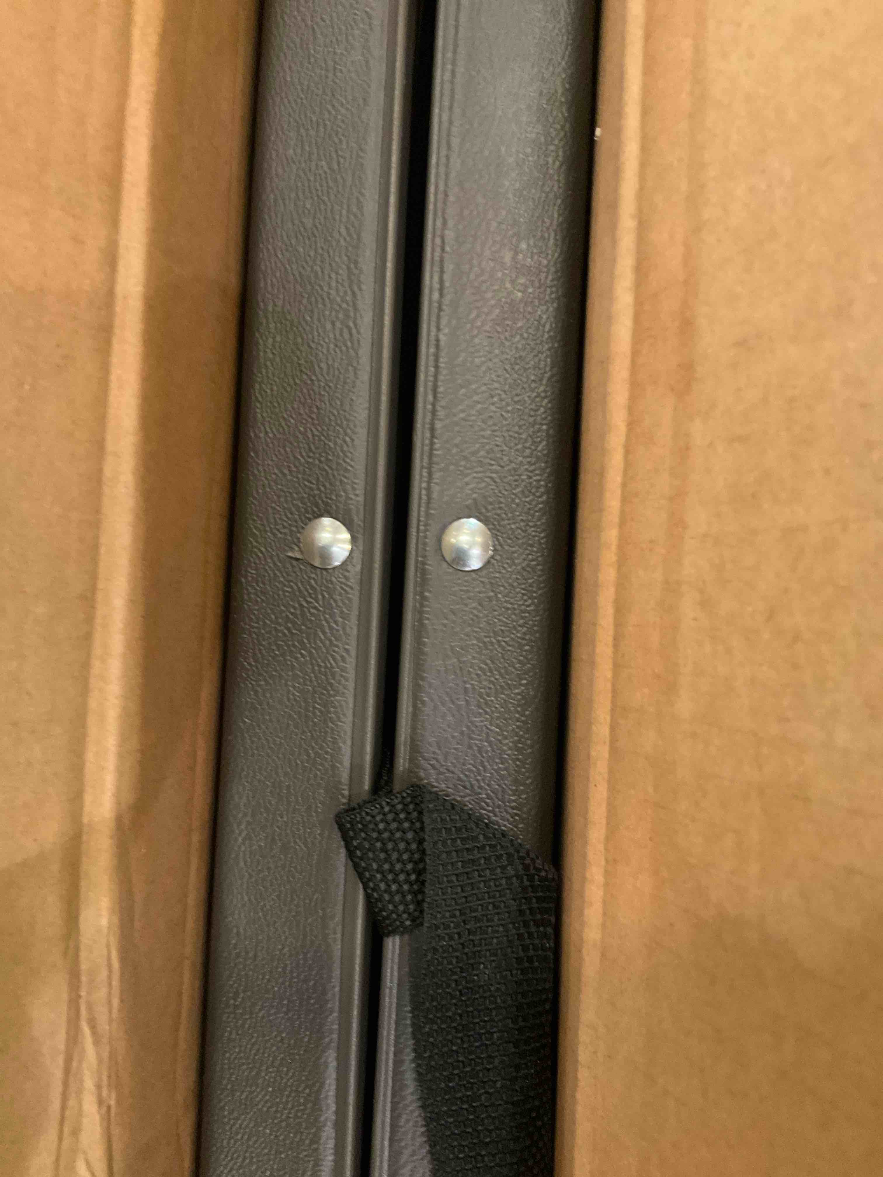 https://s3.amazonaws.com/lotting-images-prod/BargainHunt/EXS01405896_1722534044820.jpeg