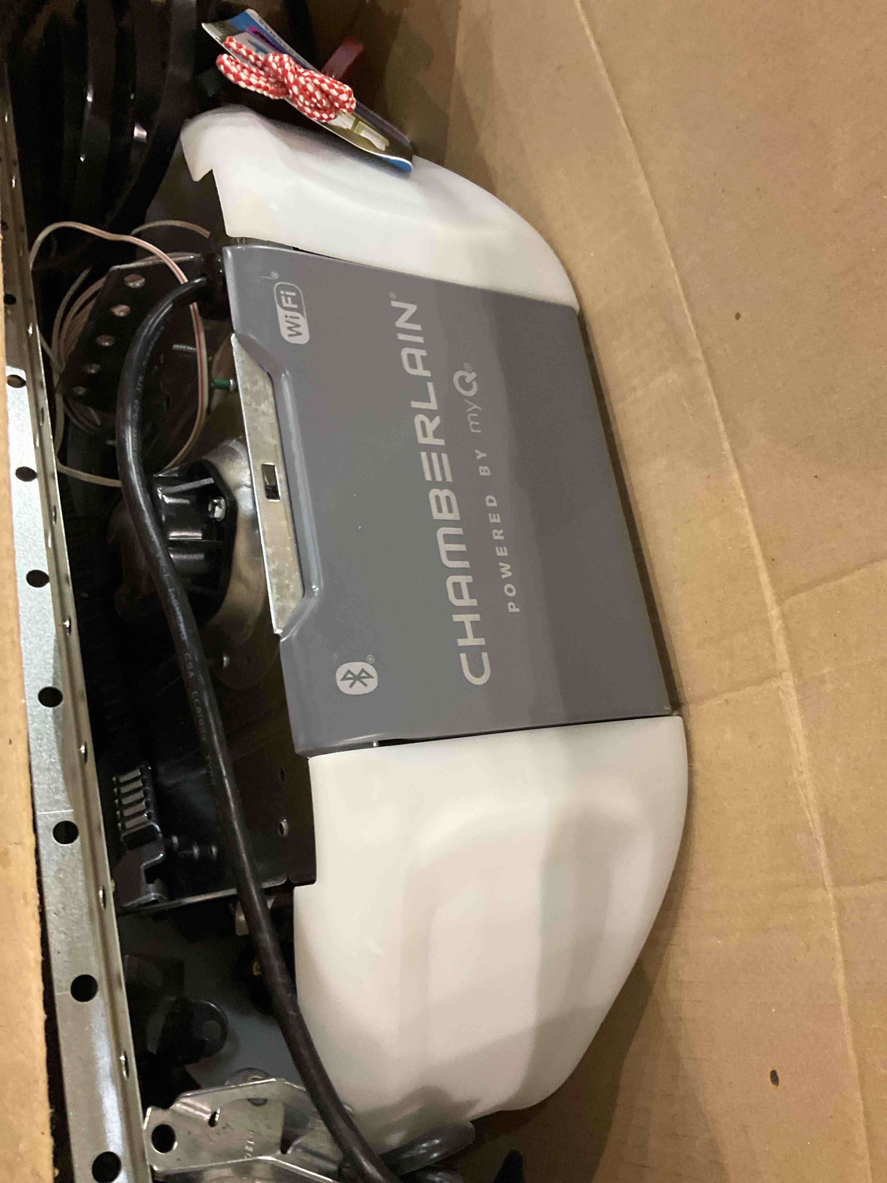 https://s3.amazonaws.com/lotting-images-prod/BargainHunt/EXS01405915_1722597237768.jpeg