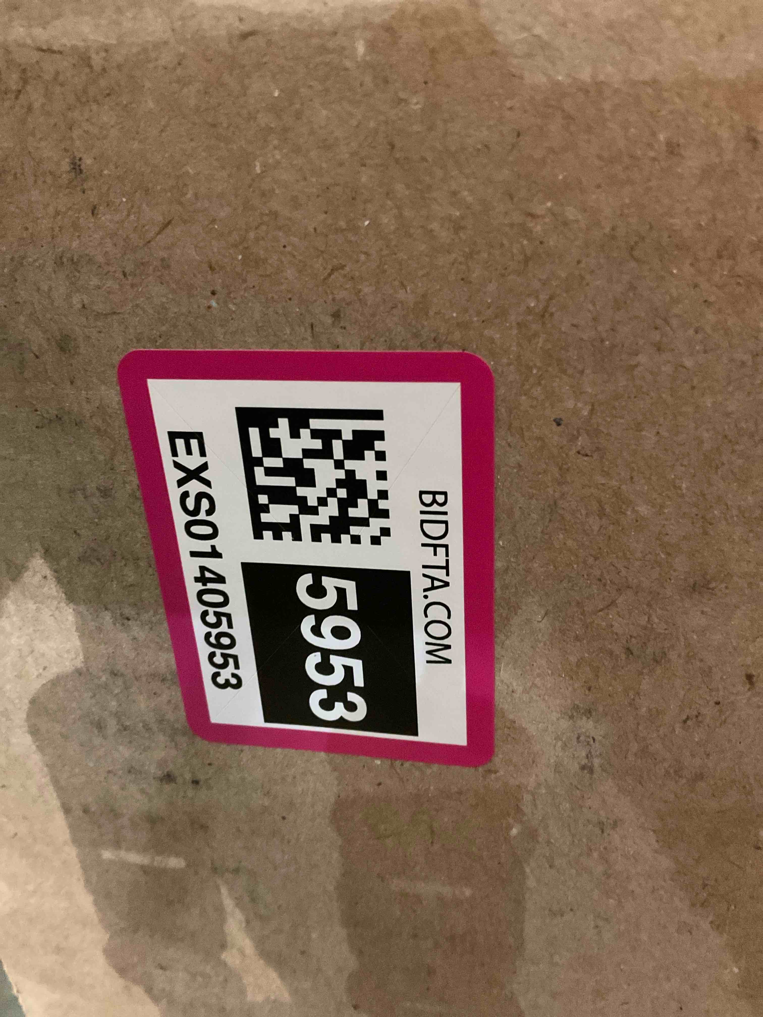 https://s3.amazonaws.com/lotting-images-prod/BargainHunt/EXS01405953_1722606591759.jpeg
