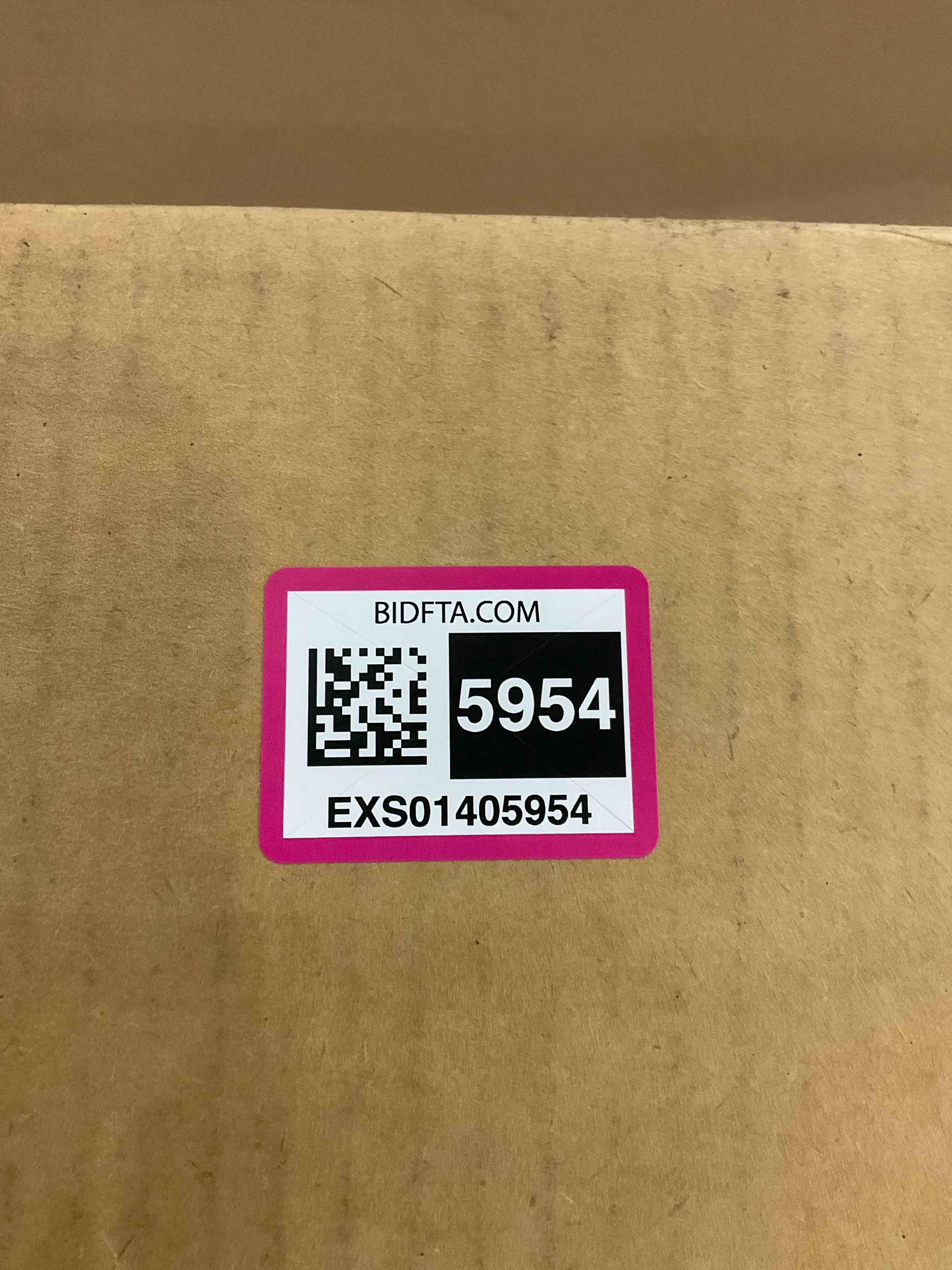 https://s3.amazonaws.com/lotting-images-prod/BargainHunt/EXS01405954_1722606708213.jpeg