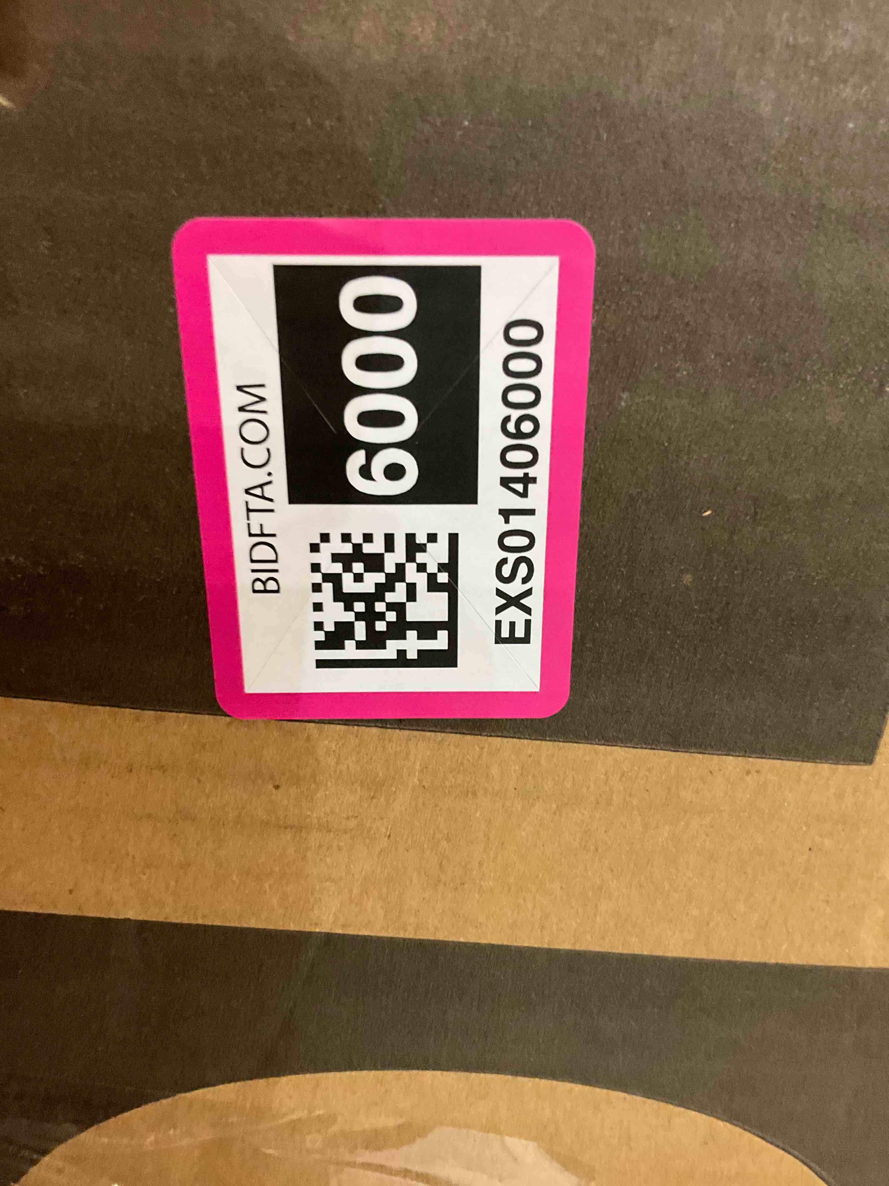 https://s3.amazonaws.com/lotting-images-prod/BargainHunt/EXS01406000_1722617264136.jpeg