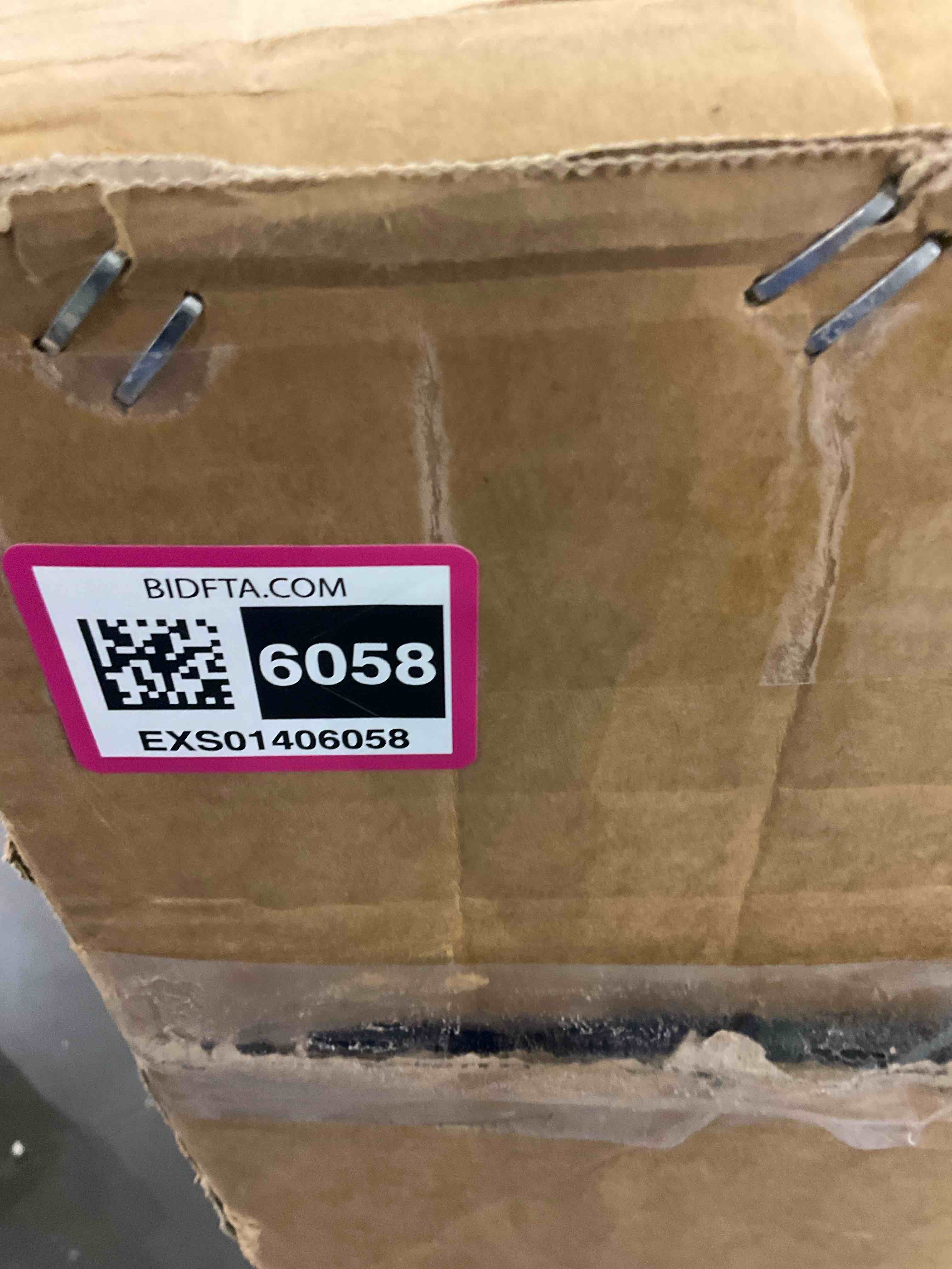 https://s3.amazonaws.com/lotting-images-prod/BargainHunt/EXS01406058_1722265865790.jpeg
