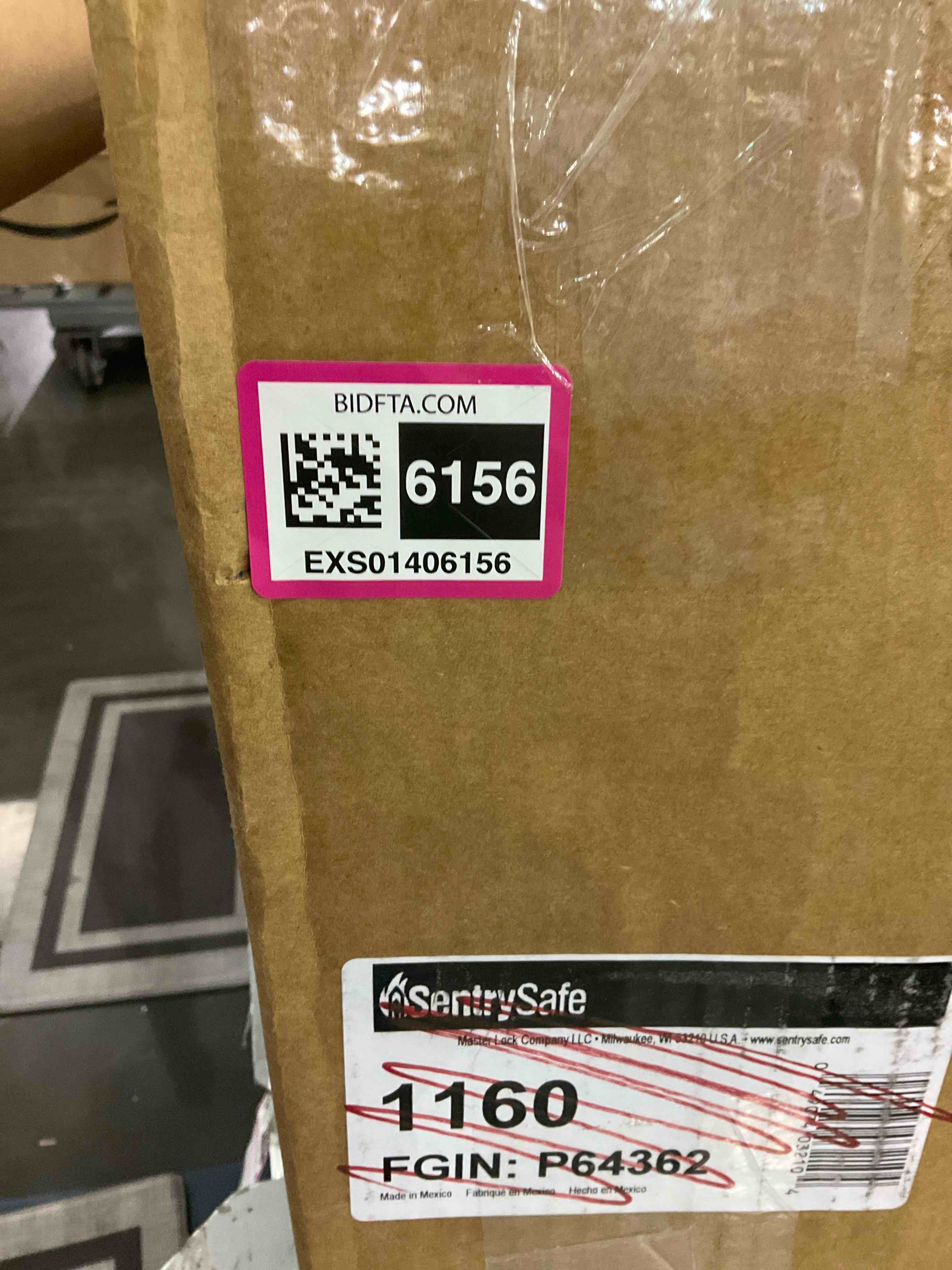 https://s3.amazonaws.com/lotting-images-prod/BargainHunt/EXS01406156_1722341380565.jpeg