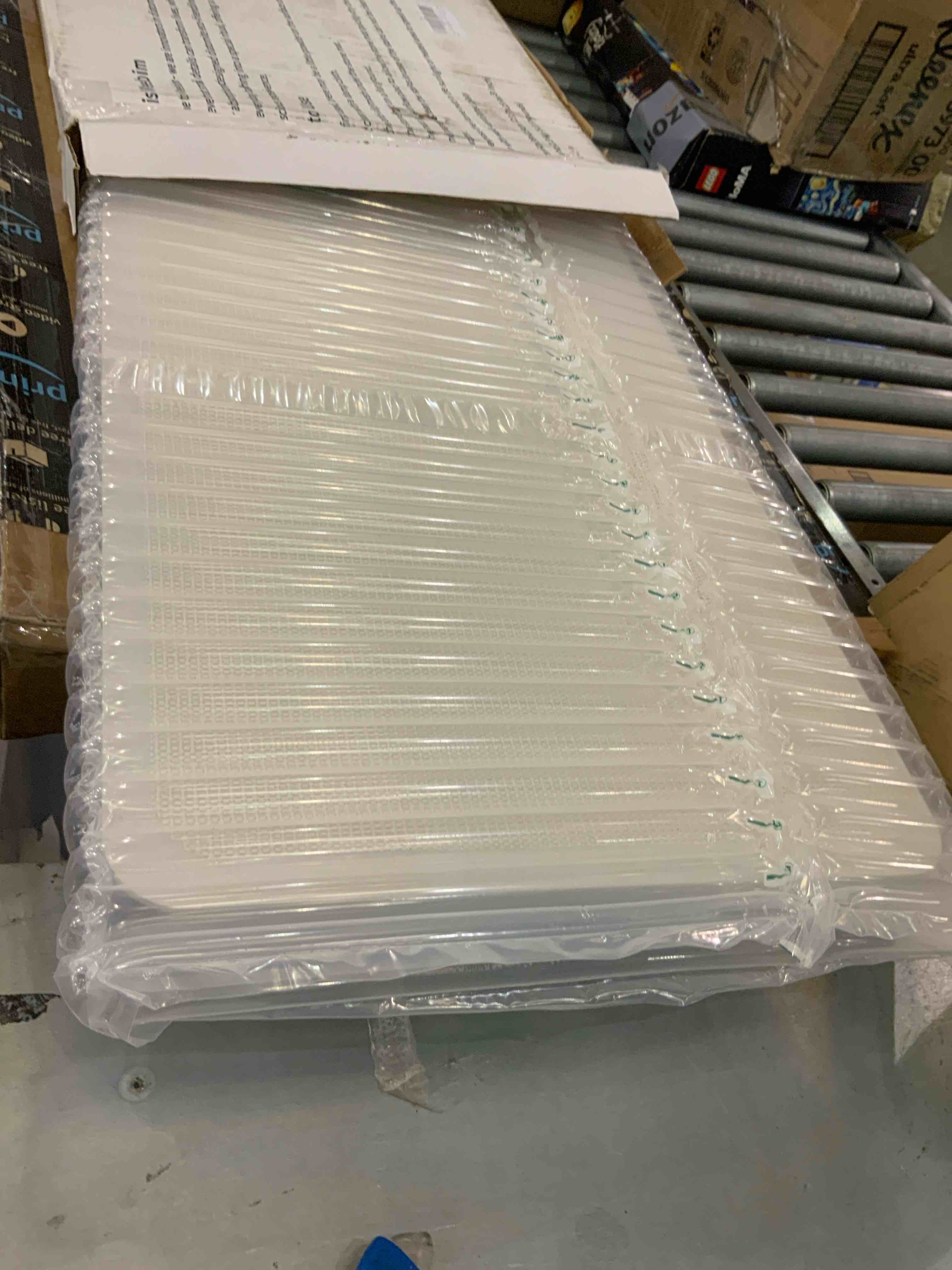 https://s3.amazonaws.com/lotting-images-prod/BargainHunt/EXS01406519_1721929228709.jpeg