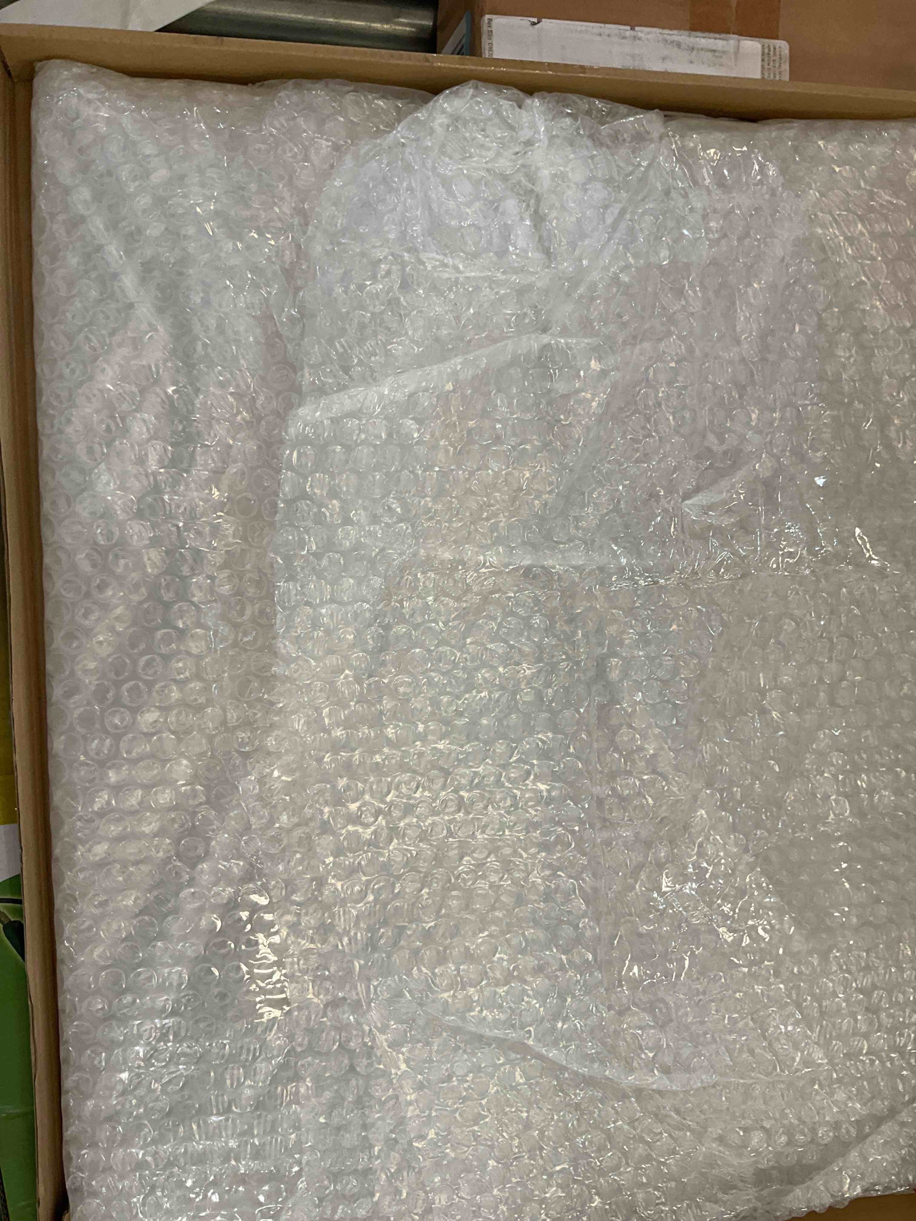 https://s3.amazonaws.com/lotting-images-prod/BargainHunt/EXS01407028_1721931971053.jpeg