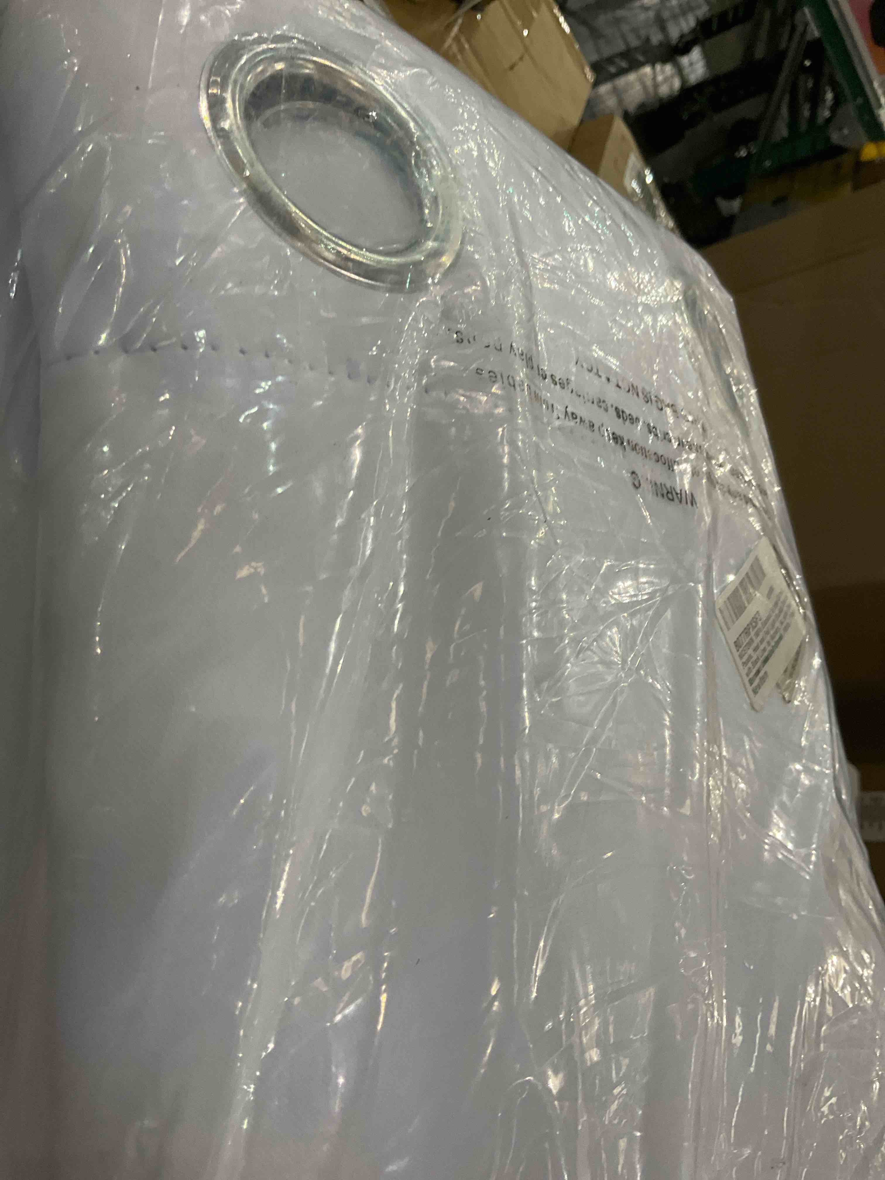 https://s3.amazonaws.com/lotting-images-prod/BargainHunt/EXS01407114_1722263069887.jpeg