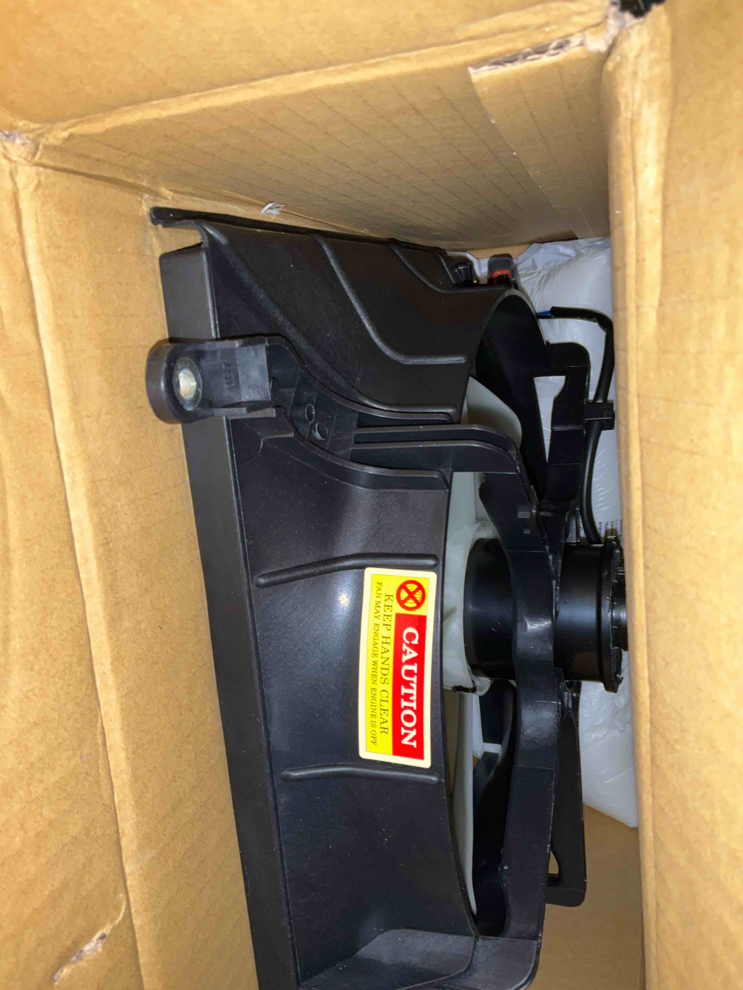 https://s3.amazonaws.com/lotting-images-prod/BargainHunt/EXS01407445_1722607972259.jpeg