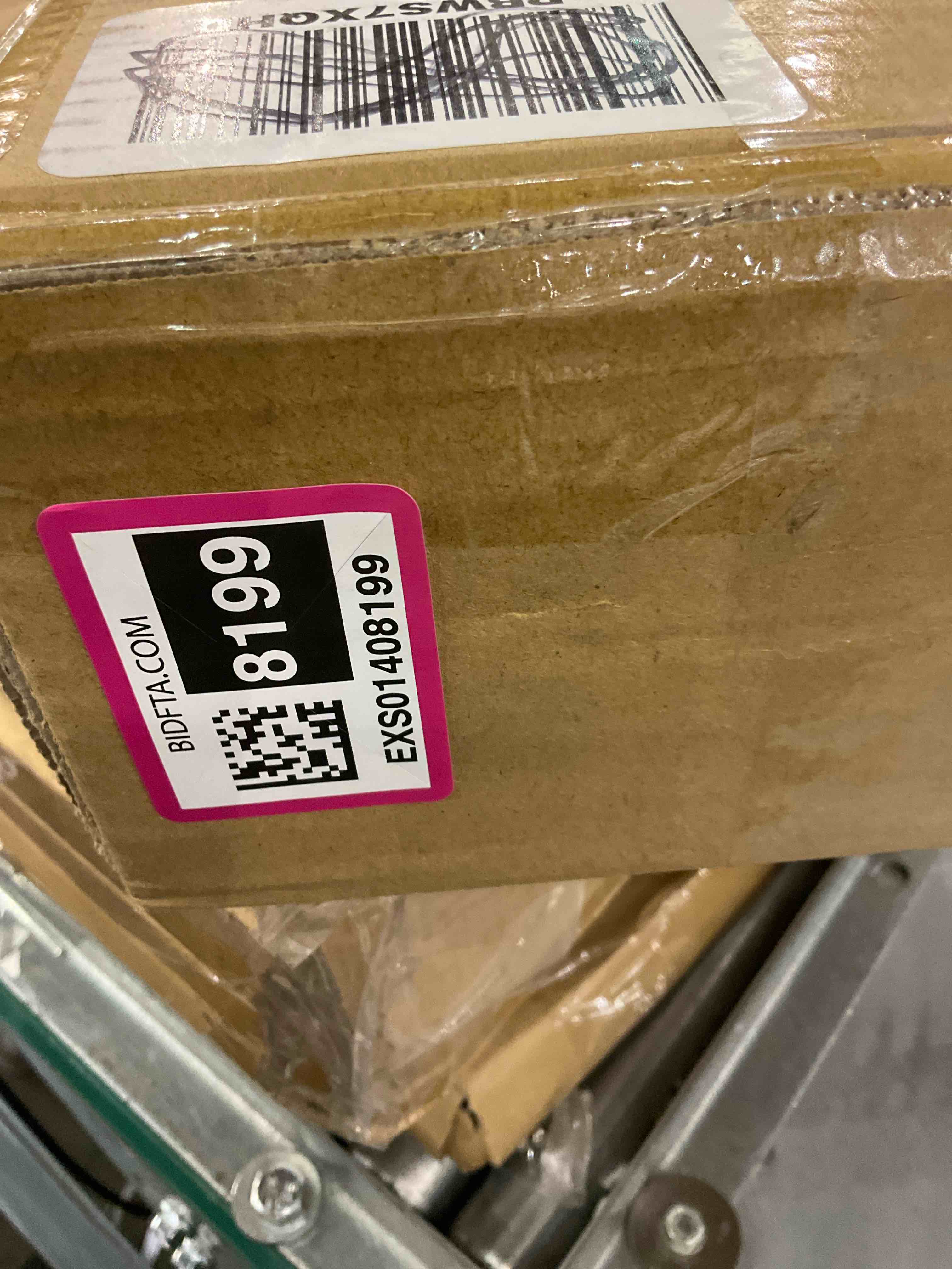 https://s3.amazonaws.com/lotting-images-prod/BargainHunt/EXS01408199_1722607945482.jpeg