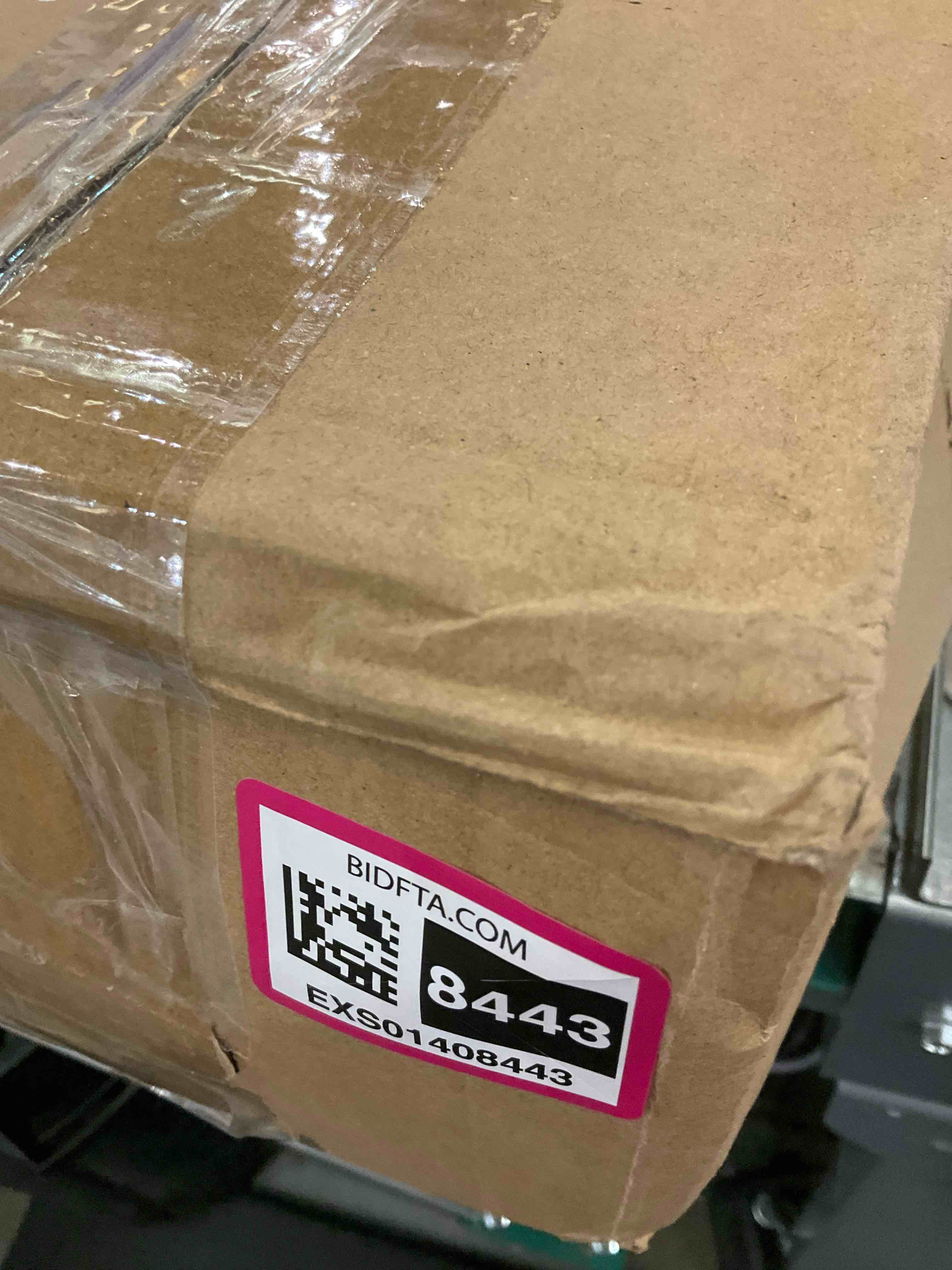 https://s3.amazonaws.com/lotting-images-prod/BargainHunt/EXS01408443_1722869903066.jpeg