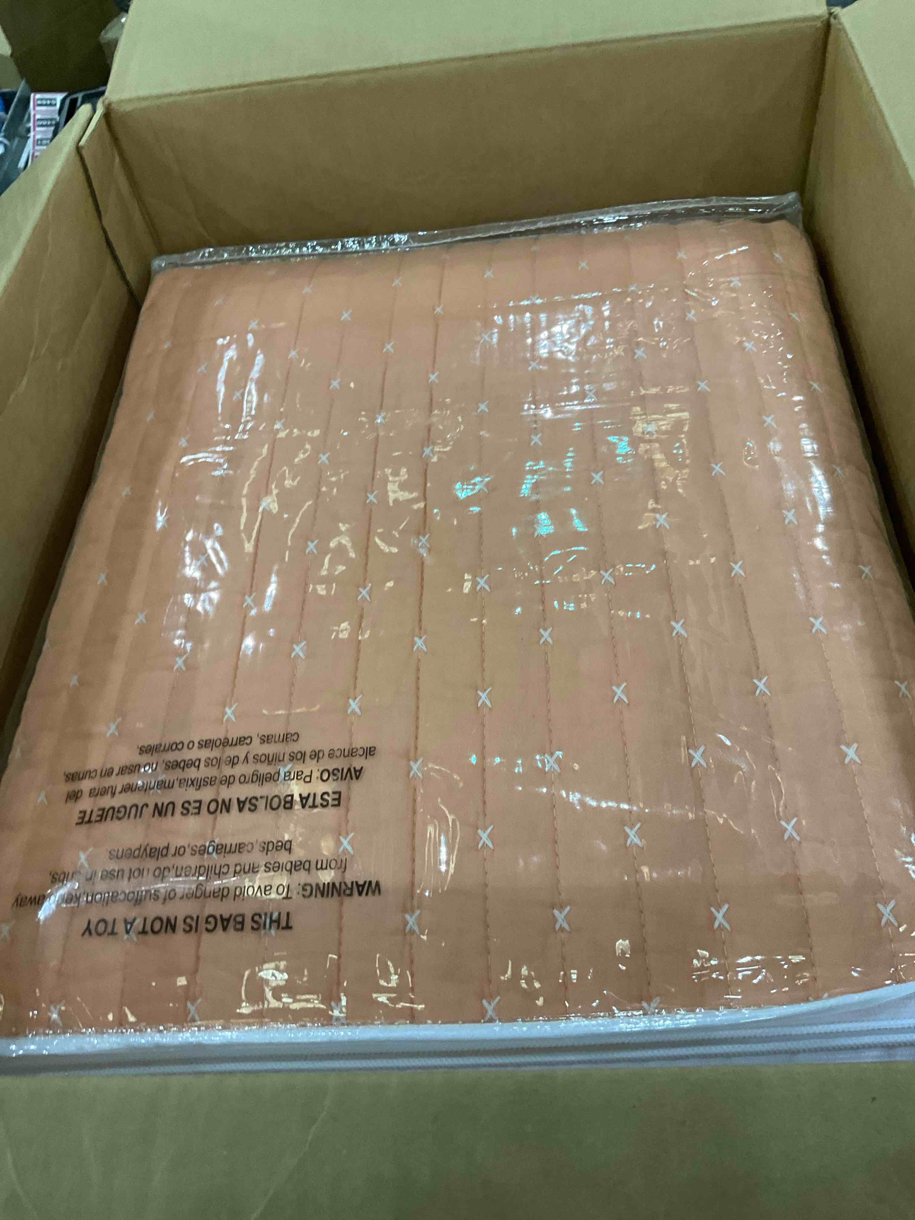 https://s3.amazonaws.com/lotting-images-prod/BargainHunt/EXS01408583_1721836485792.jpeg