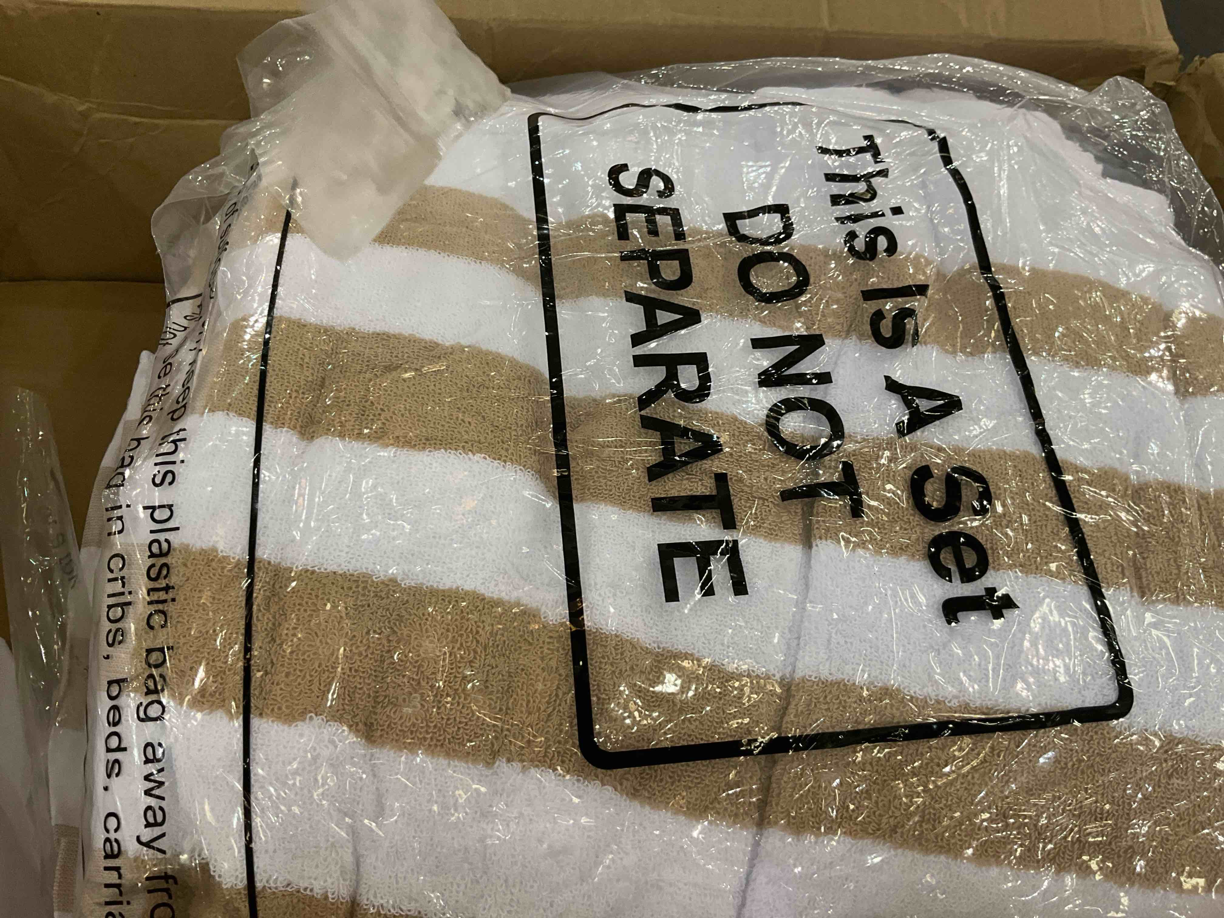 https://s3.amazonaws.com/lotting-images-prod/BargainHunt/EXS01408645_1721921428089.jpeg