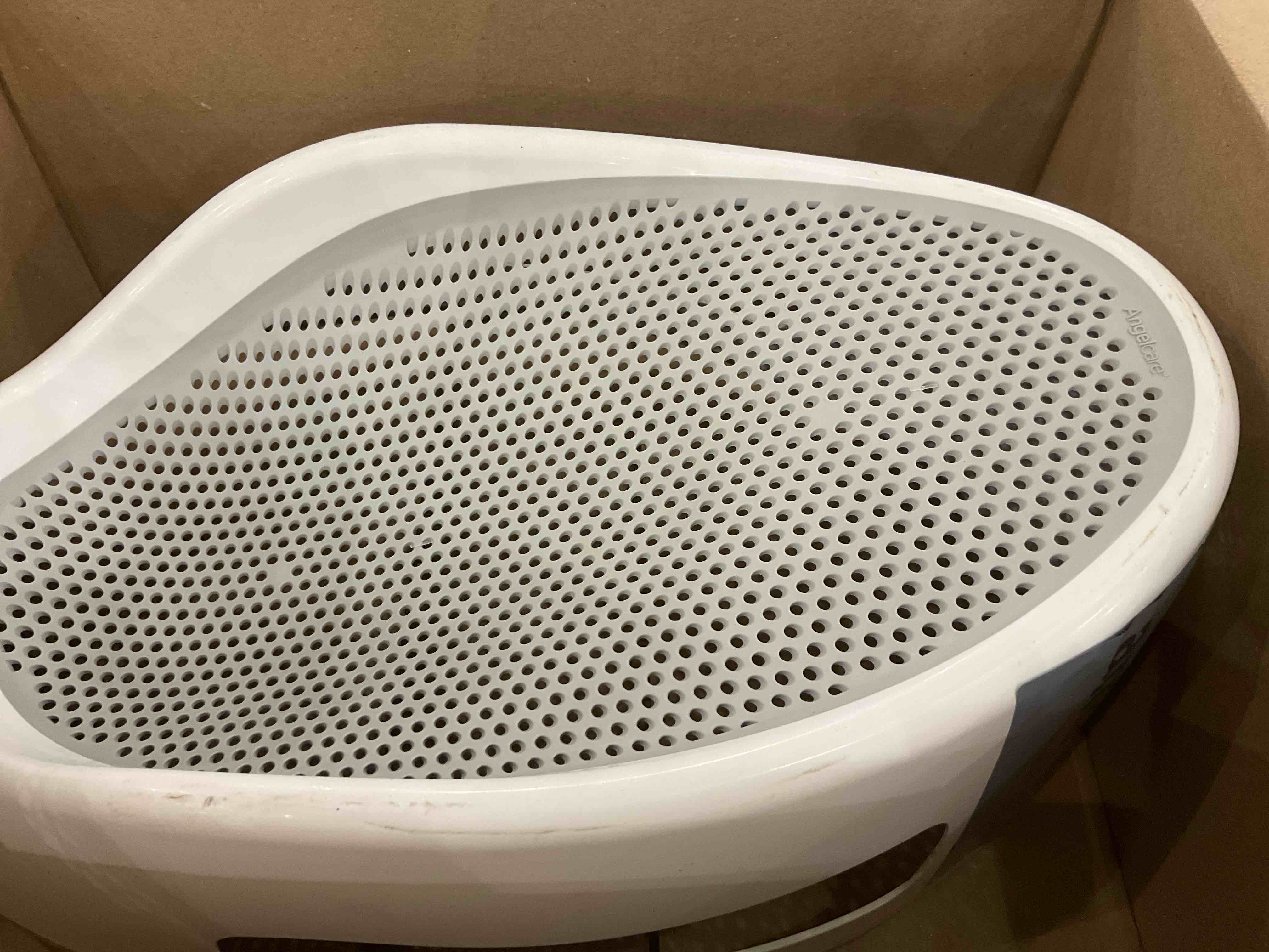 https://s3.amazonaws.com/lotting-images-prod/BargainHunt/EXS01408823_1722262826775.jpeg