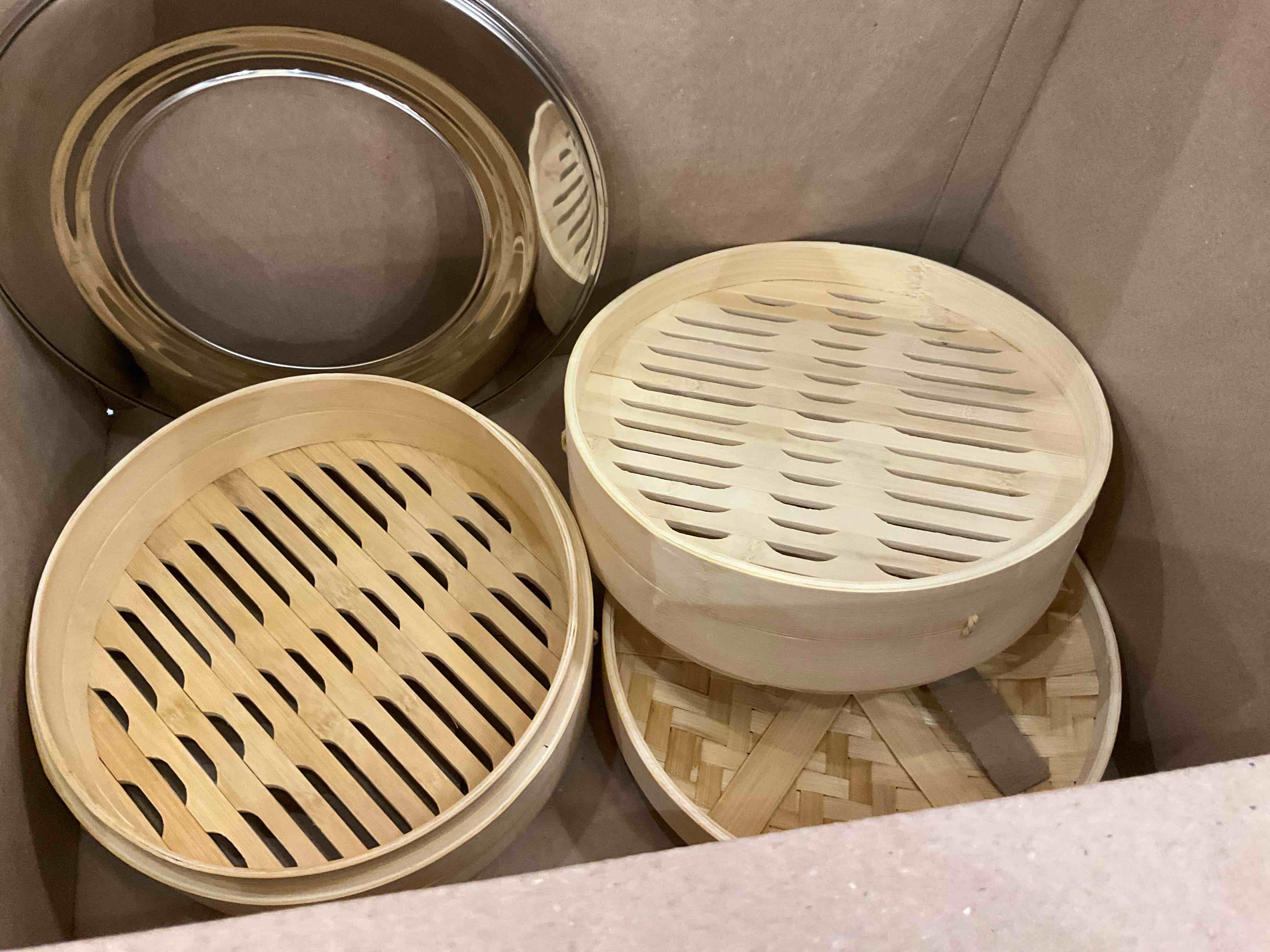 https://s3.amazonaws.com/lotting-images-prod/BargainHunt/EXS01408889_1722277915357.jpeg
