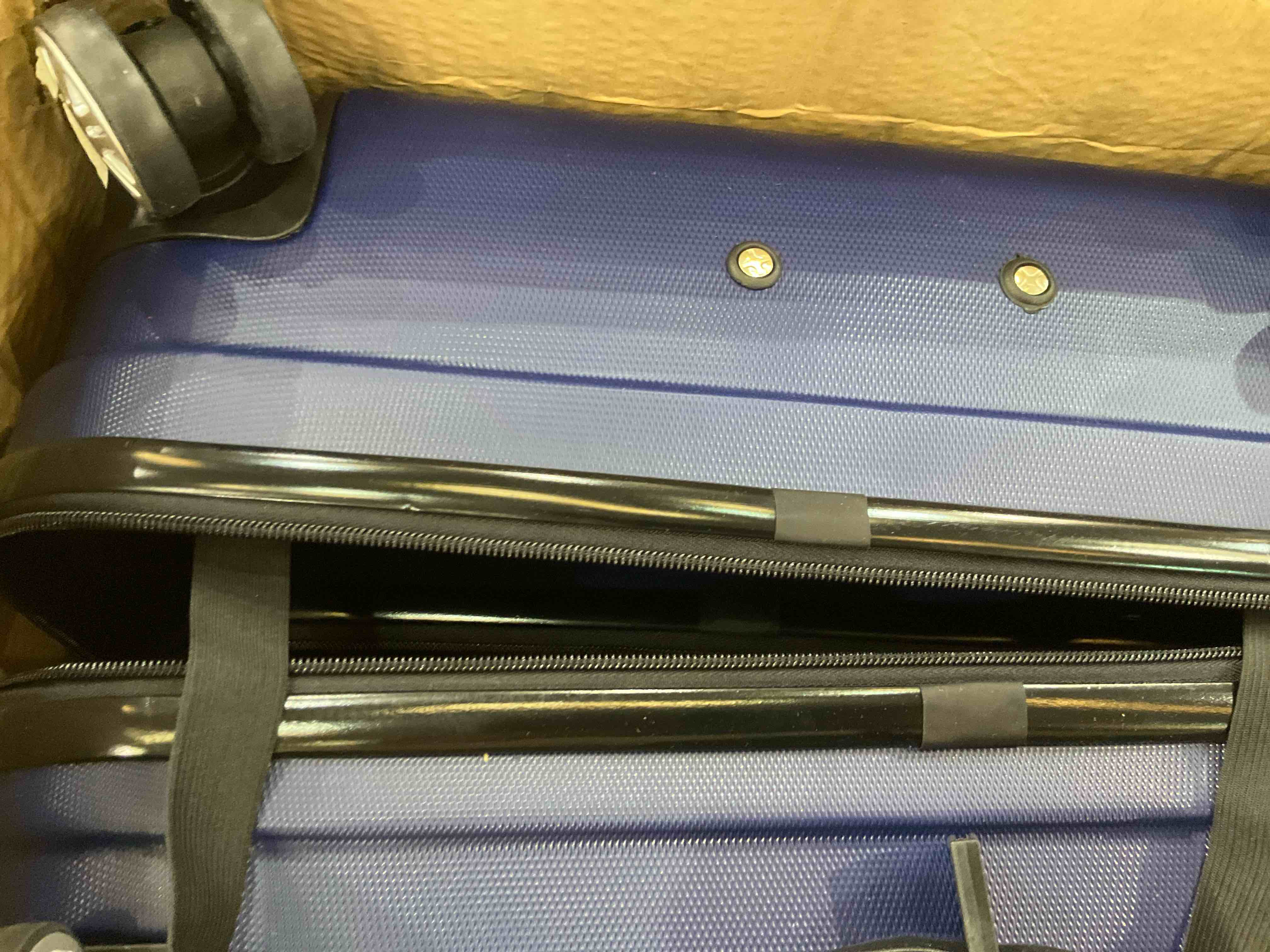 https://s3.amazonaws.com/lotting-images-prod/BargainHunt/EXS01408948_1722346285304.jpeg
