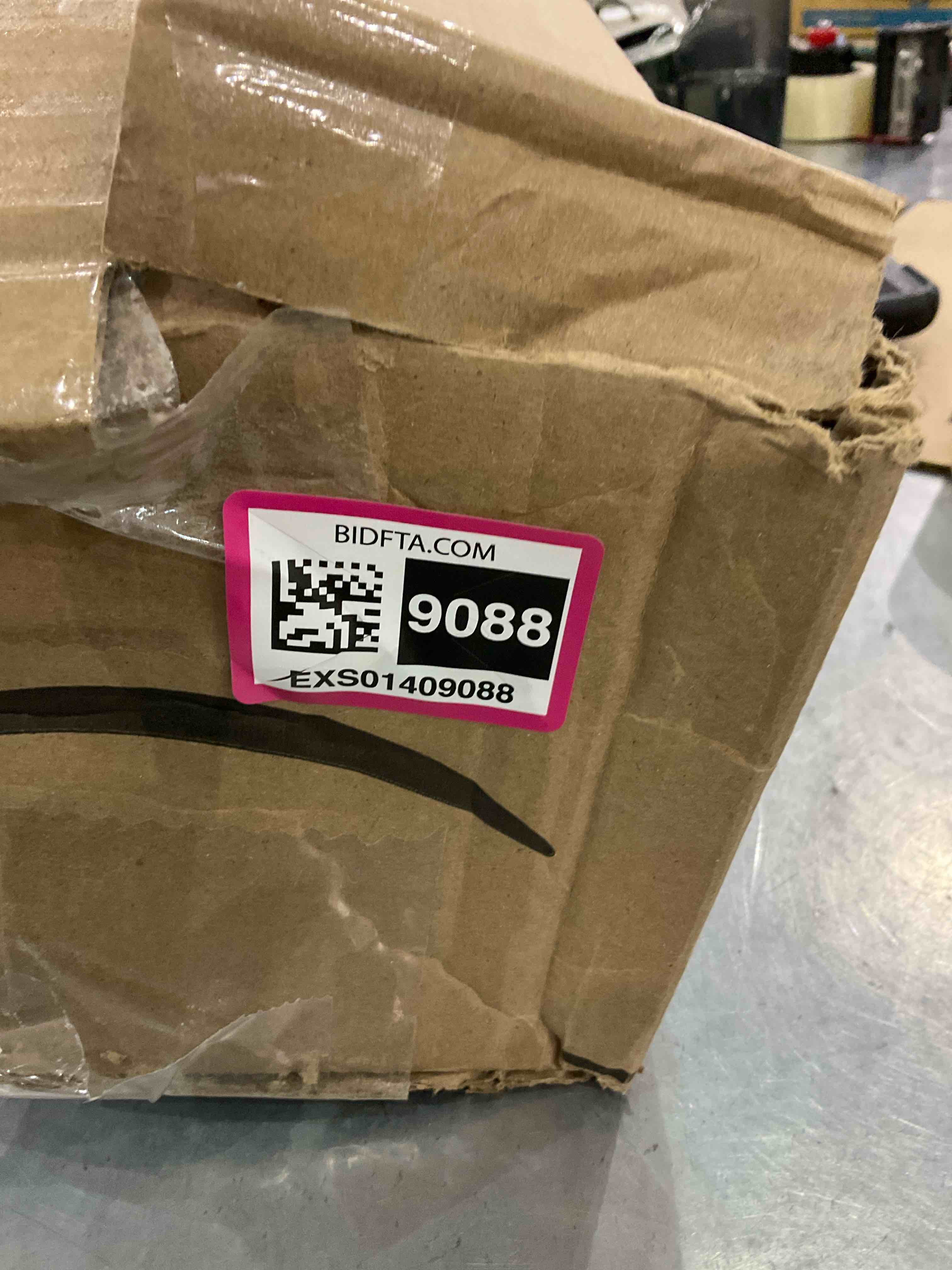 https://s3.amazonaws.com/lotting-images-prod/BargainHunt/EXS01409088_1722598463025.jpeg
