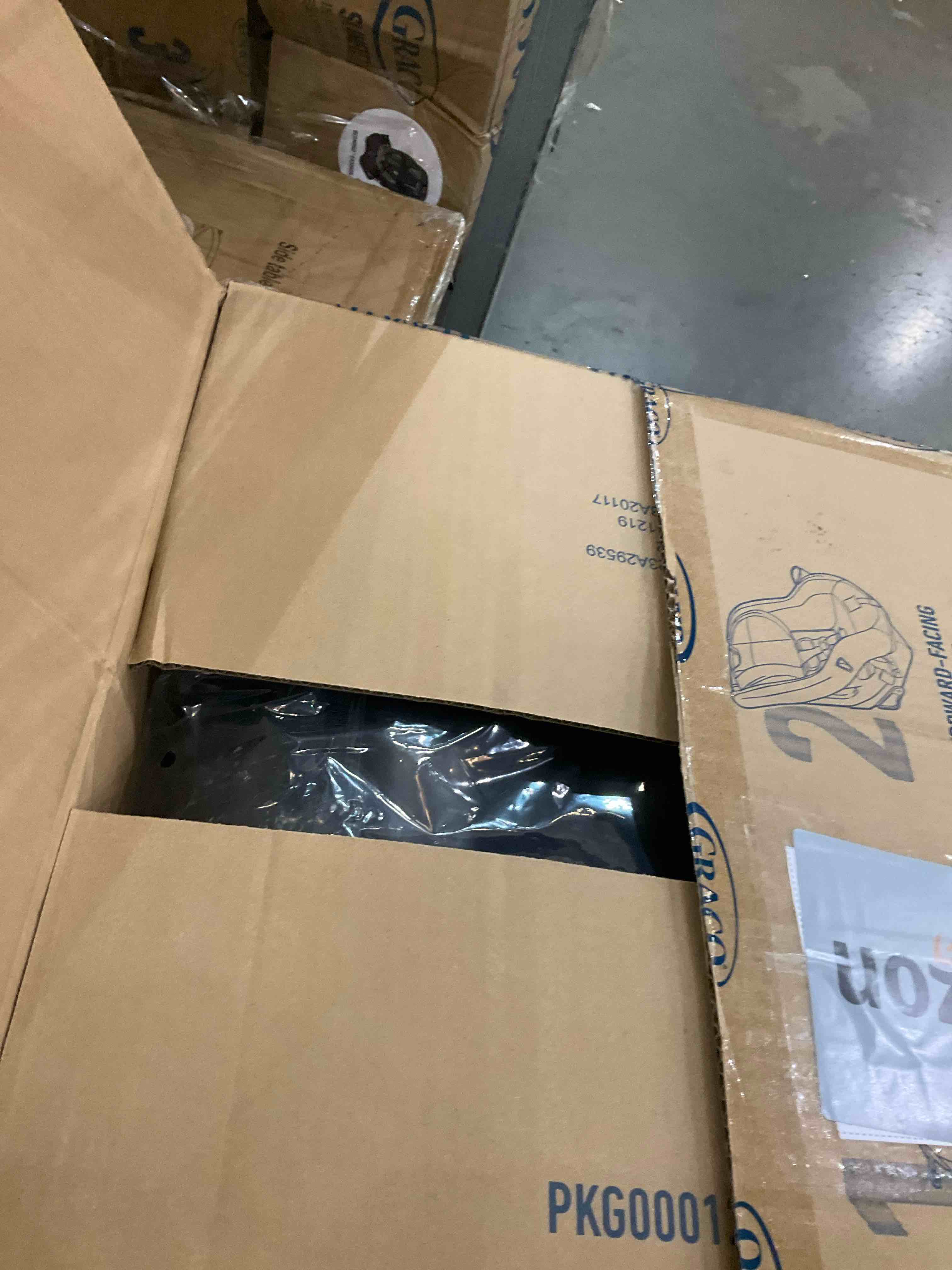 https://s3.amazonaws.com/lotting-images-prod/BargainHunt/EXS01409206_1722612798027.jpeg