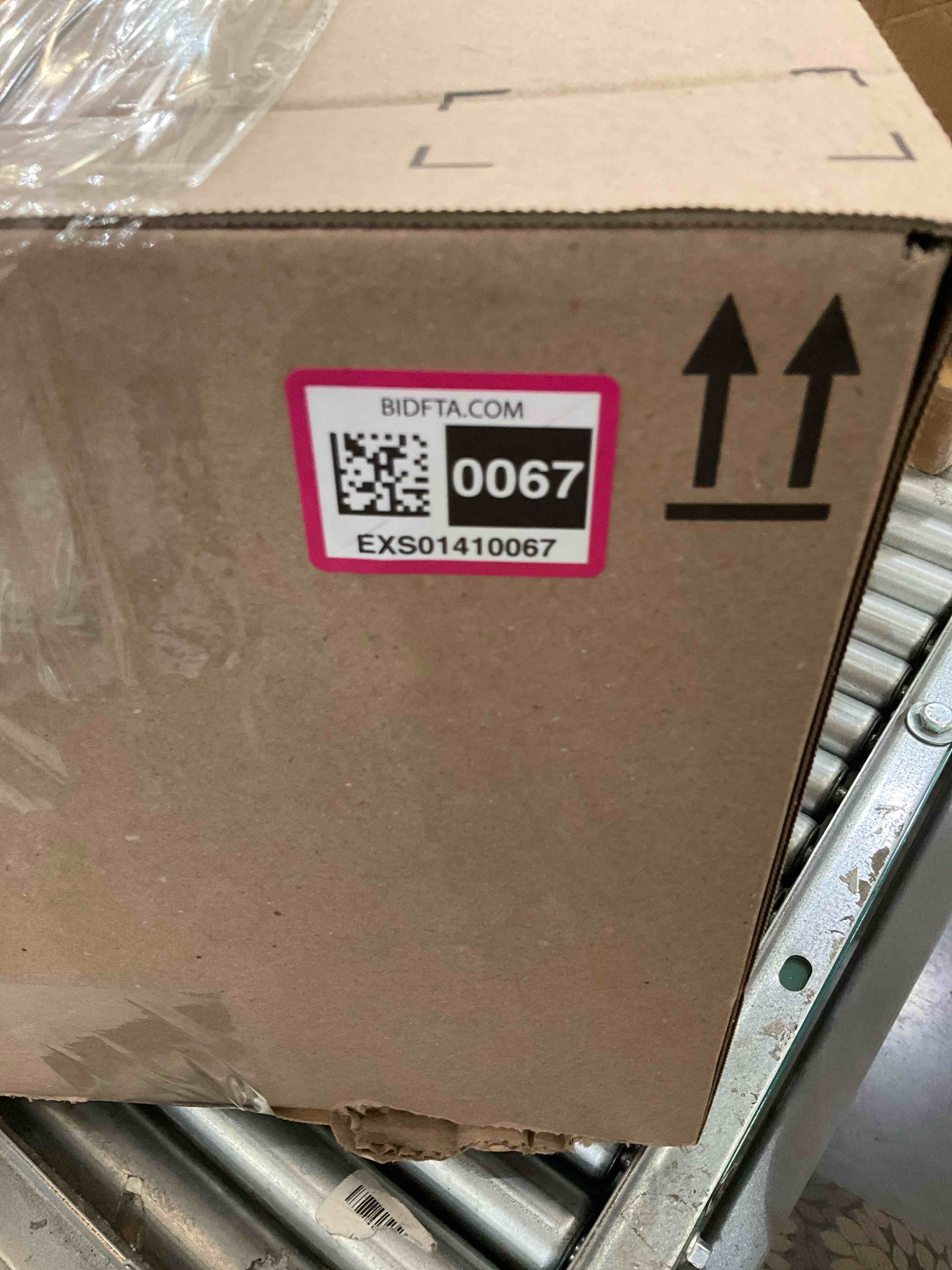 https://s3.amazonaws.com/lotting-images-prod/BargainHunt/EXS01410067_1721669384257.jpeg