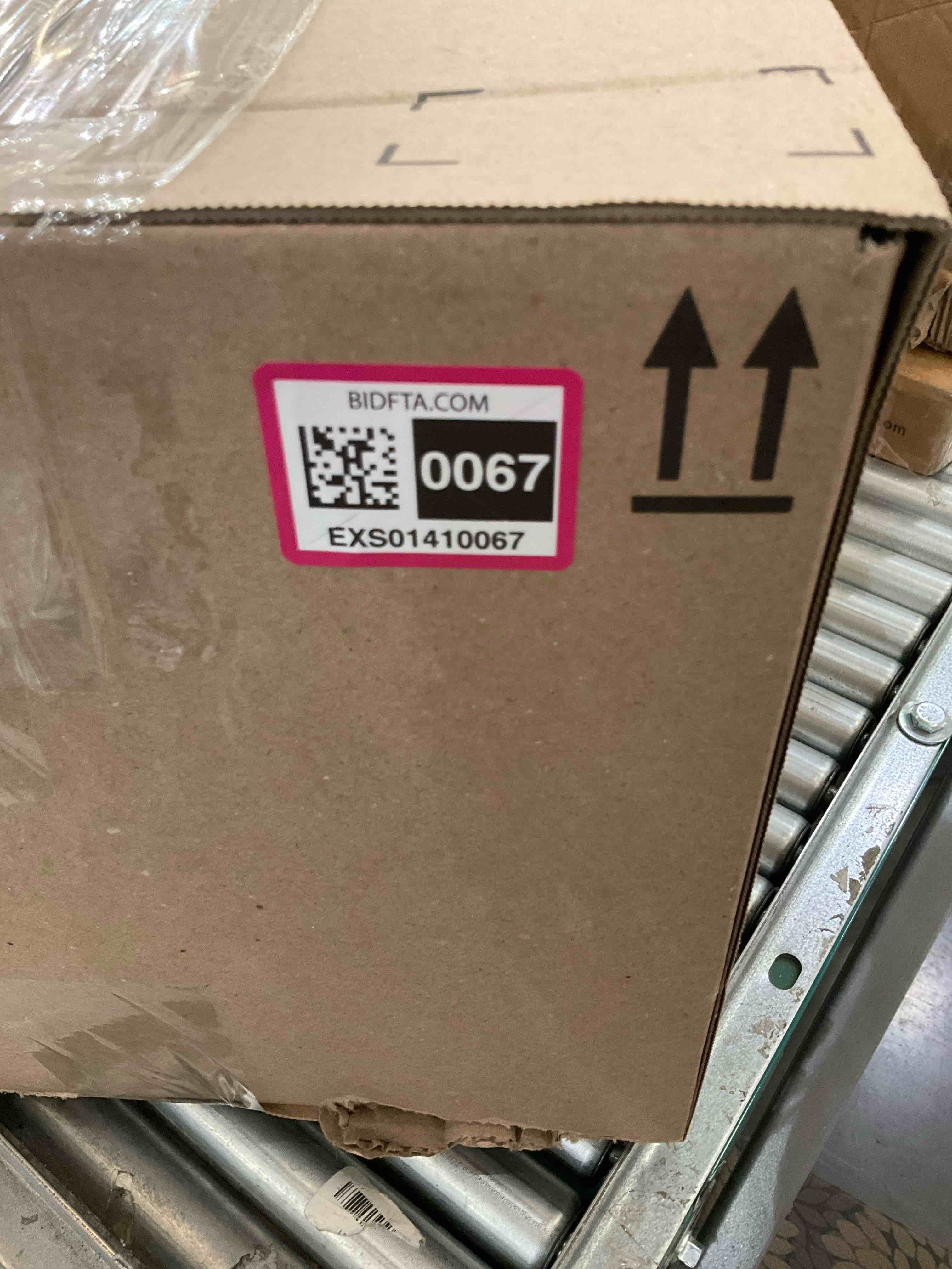 https://s3.amazonaws.com/lotting-images-prod/BargainHunt/EXS01410067_1721669385242.jpeg