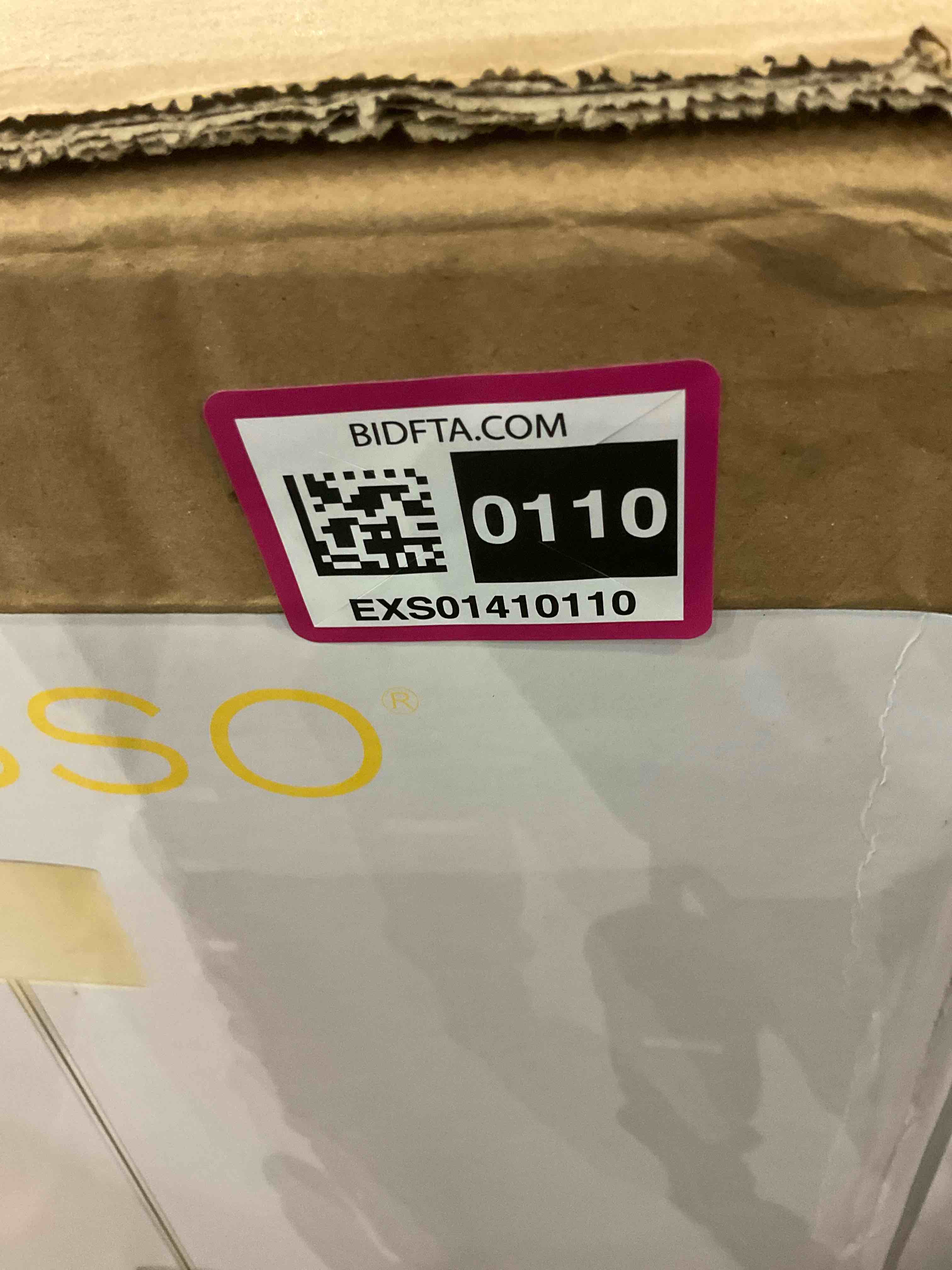 https://s3.amazonaws.com/lotting-images-prod/BargainHunt/EXS01410110_1721734110624.jpeg