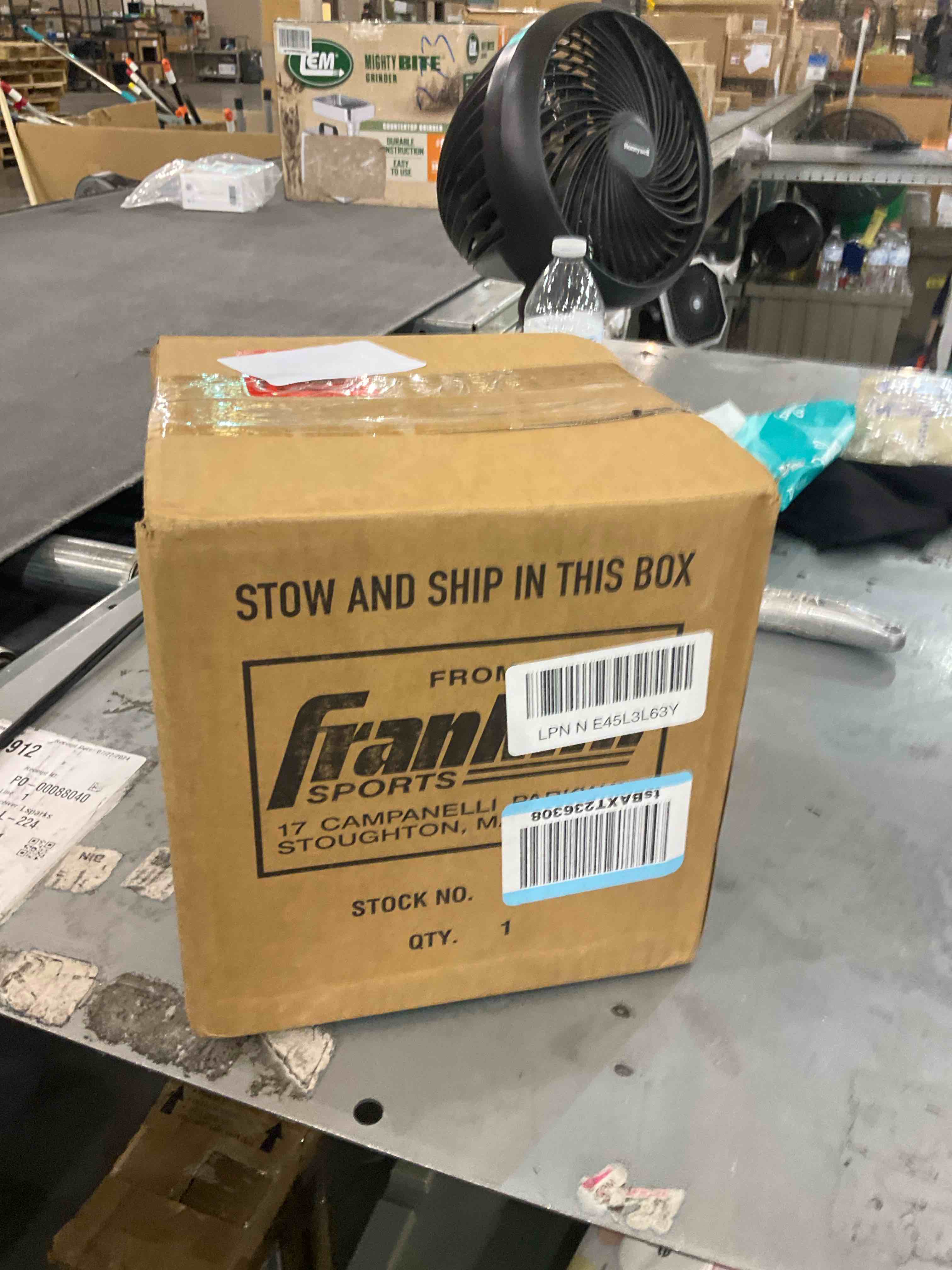 https://s3.amazonaws.com/lotting-images-prod/BargainHunt/EXS01410528_1721839615346.jpeg
