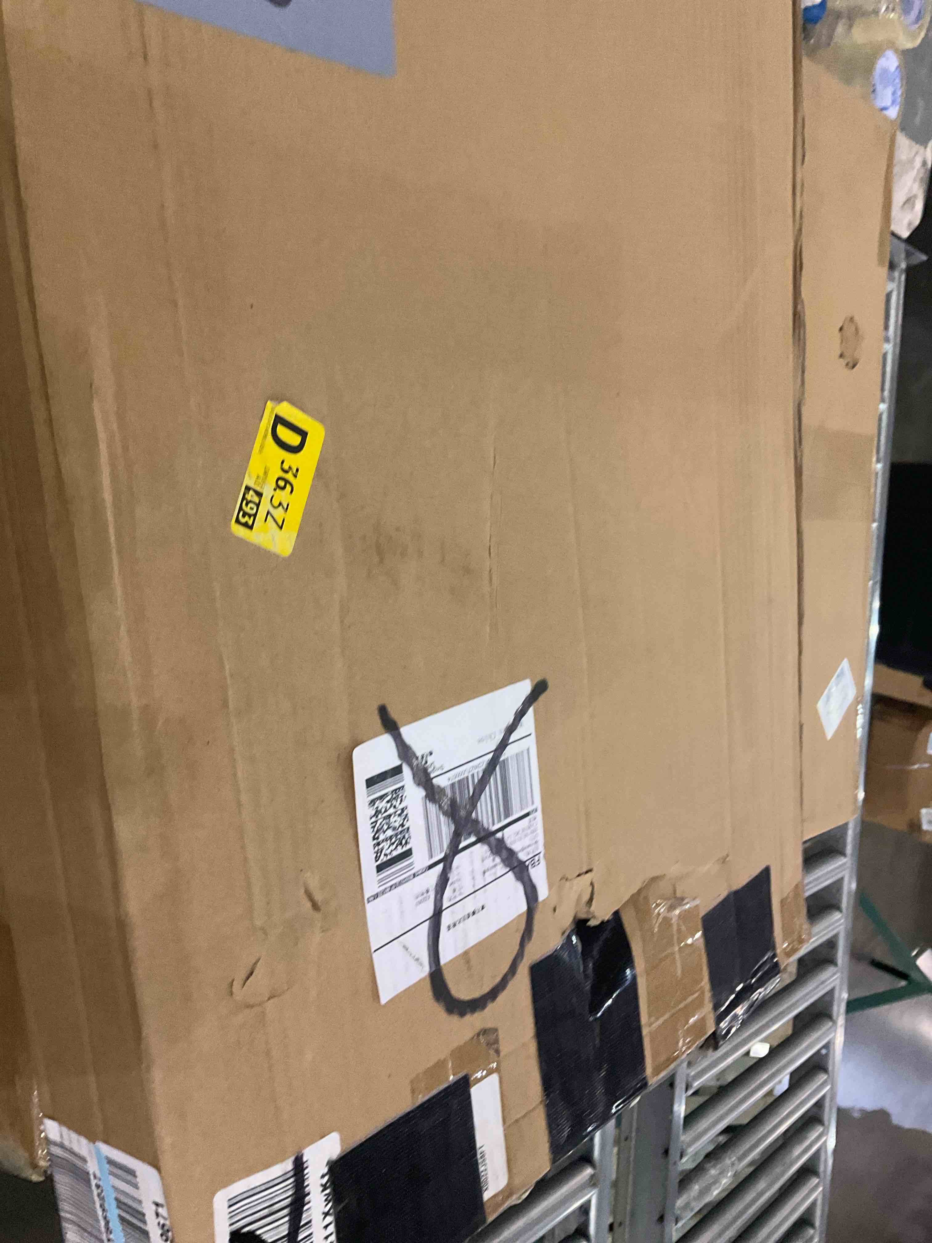 https://s3.amazonaws.com/lotting-images-prod/BargainHunt/EXS01410549_1721909185176.jpeg