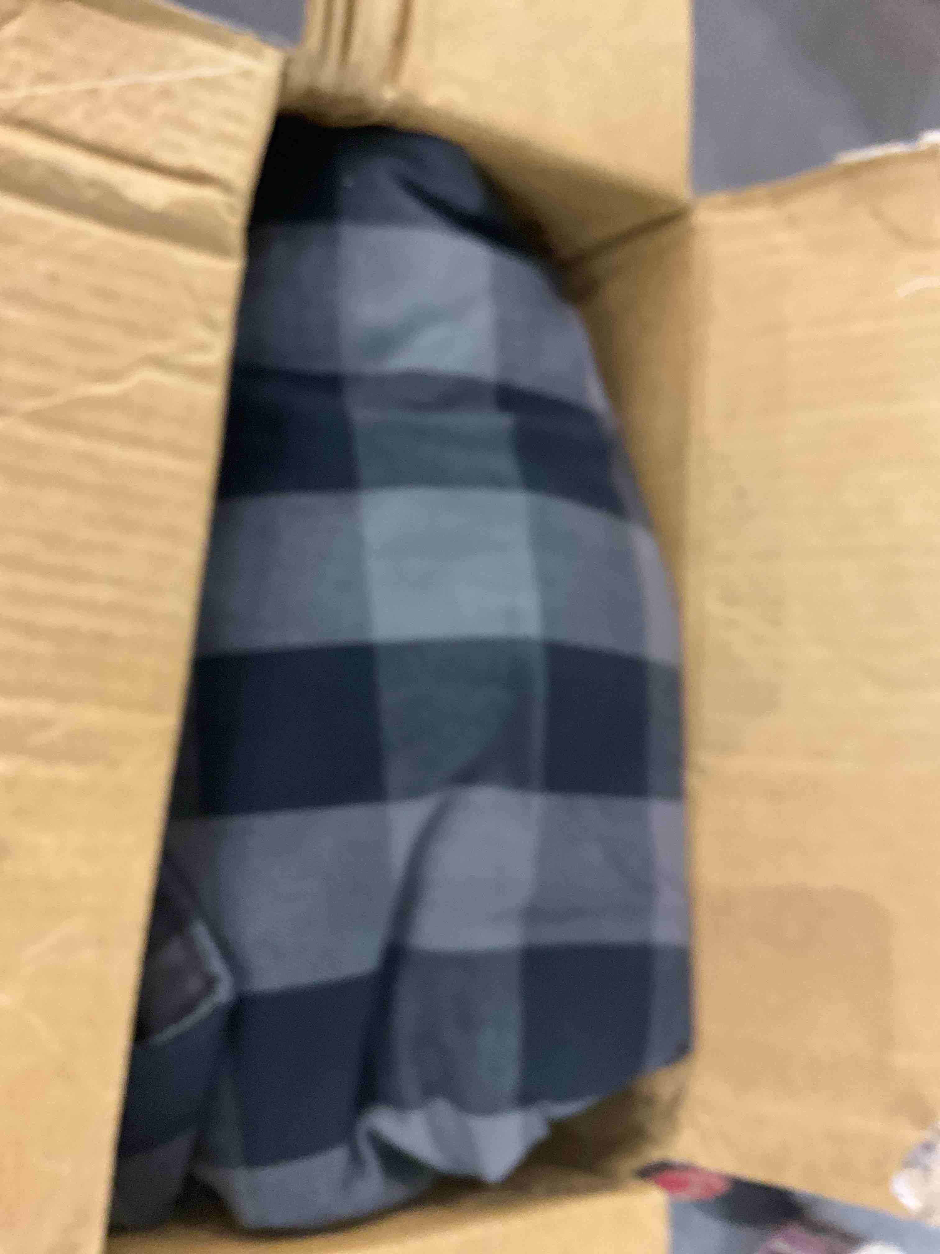 https://s3.amazonaws.com/lotting-images-prod/BargainHunt/EXS01410641_1721992387294.jpeg