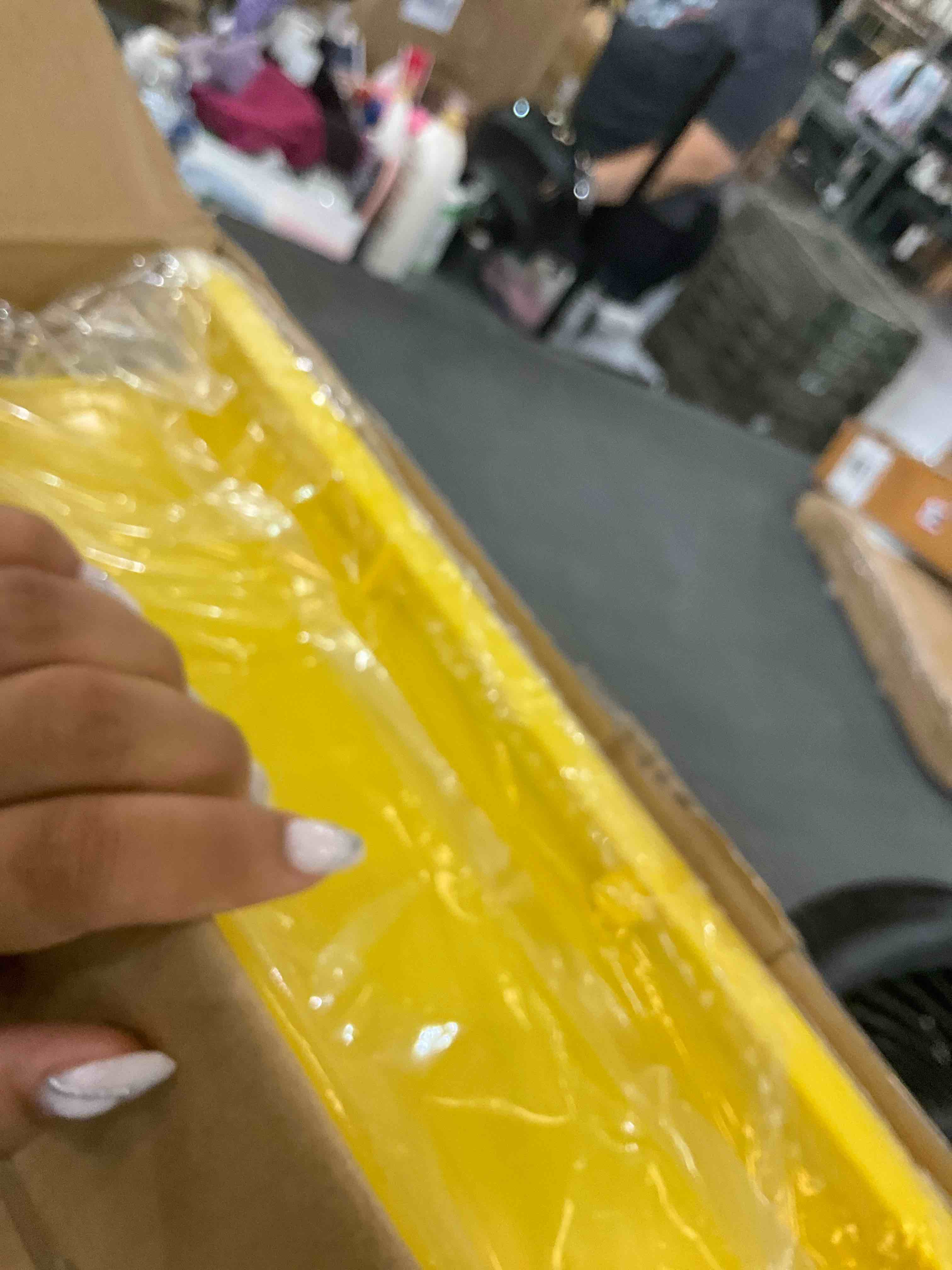 https://s3.amazonaws.com/lotting-images-prod/BargainHunt/EXS01410978_1722444939208.jpeg