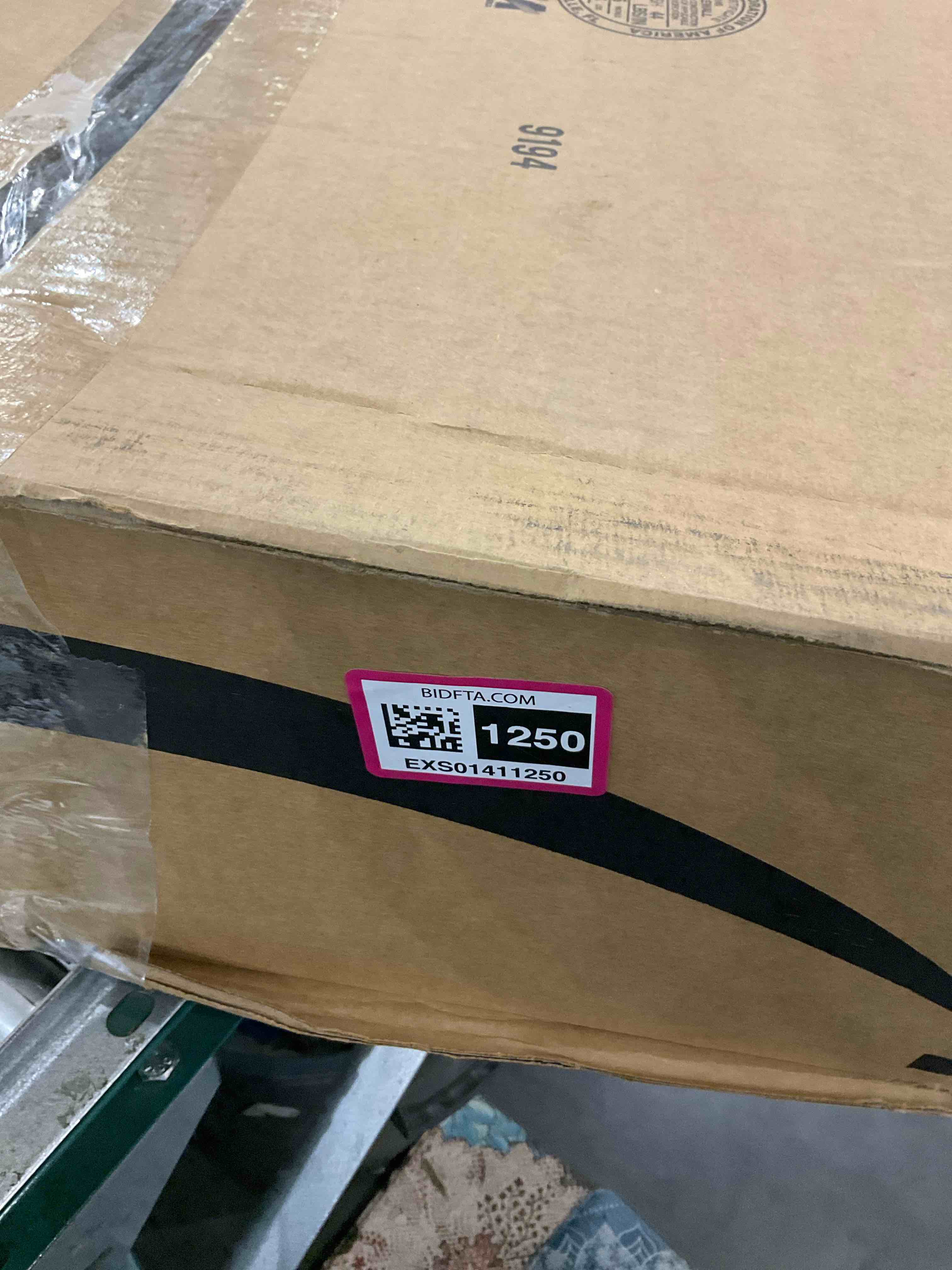 https://s3.amazonaws.com/lotting-images-prod/BargainHunt/EXS01411250_1723049858225.jpeg