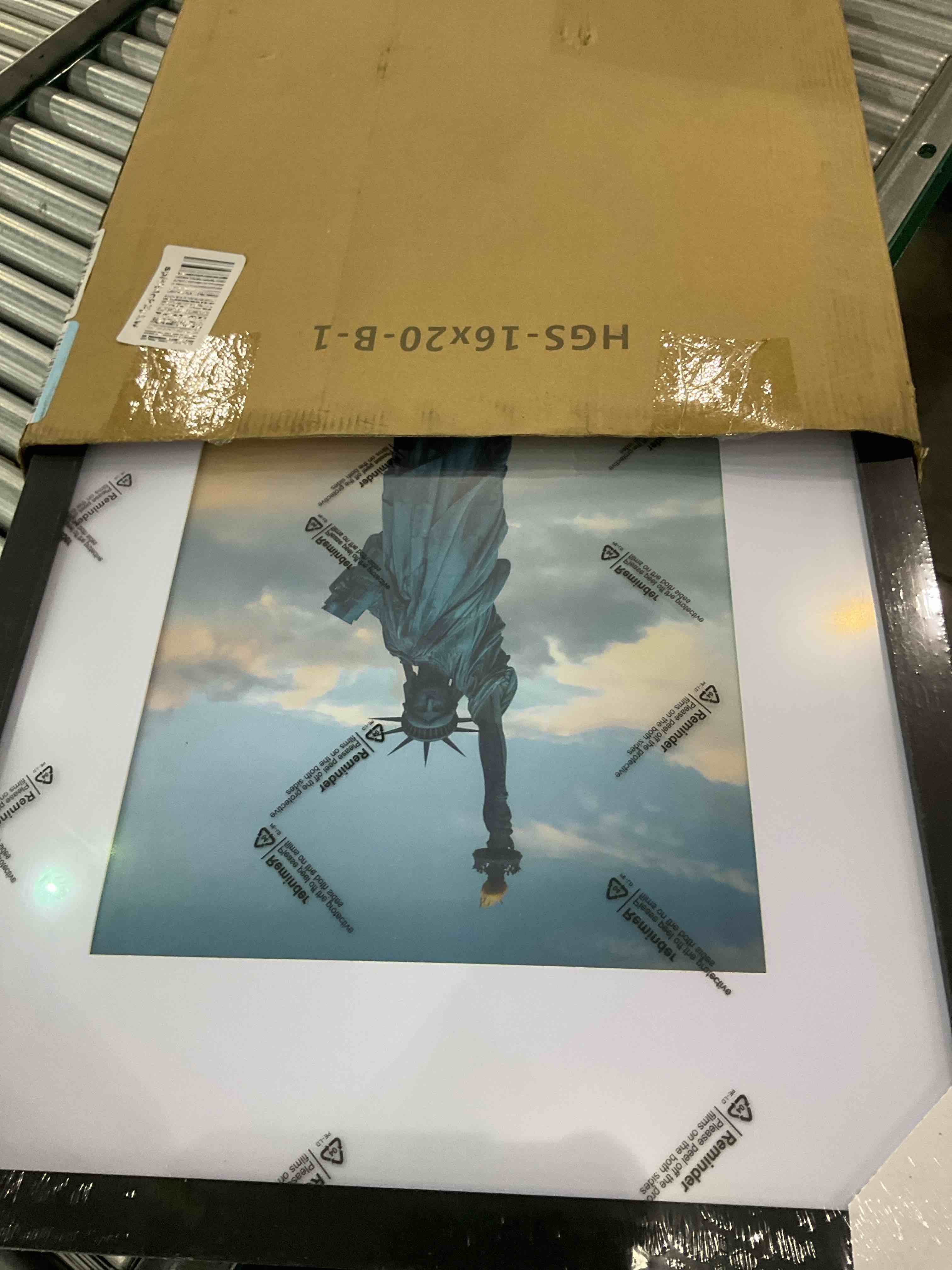 SESEAT 16x20 Picture Frame Black, Display Pictures 11x14 with Mat or 16x20 without Mat, Photo Frames Wall Gallery, 1 Pack