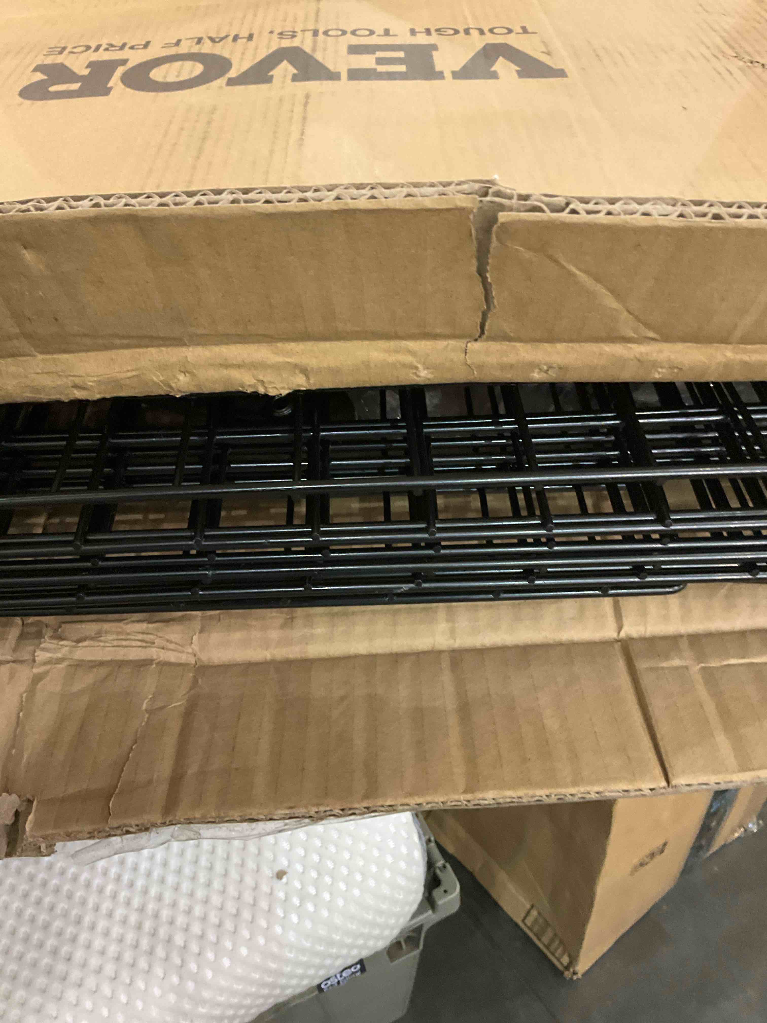 https://s3.amazonaws.com/lotting-images-prod/BargainHunt/EXS01412052_1722263834328.jpeg