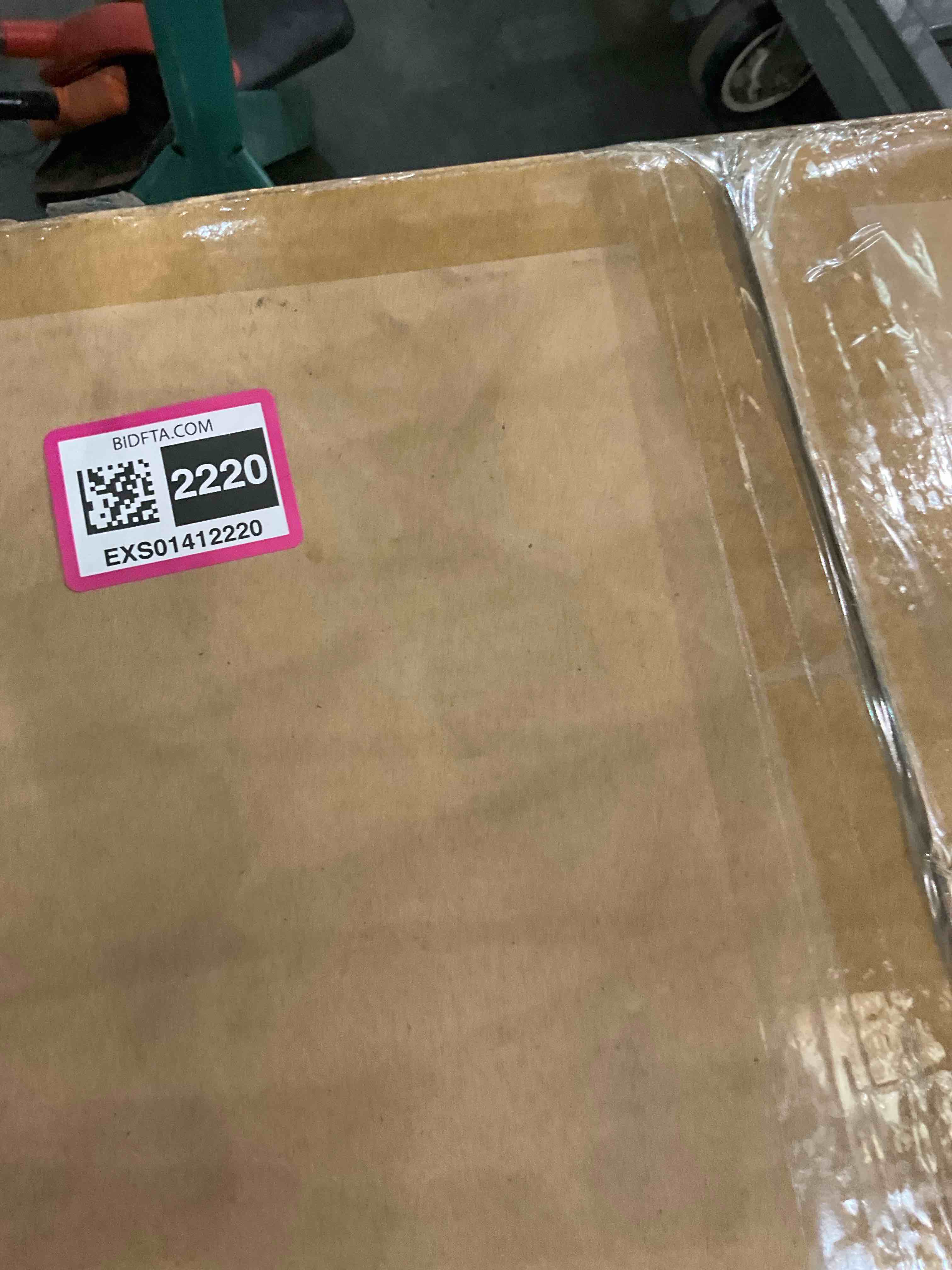 https://s3.amazonaws.com/lotting-images-prod/BargainHunt/EXS01412220_1722361544489.jpeg