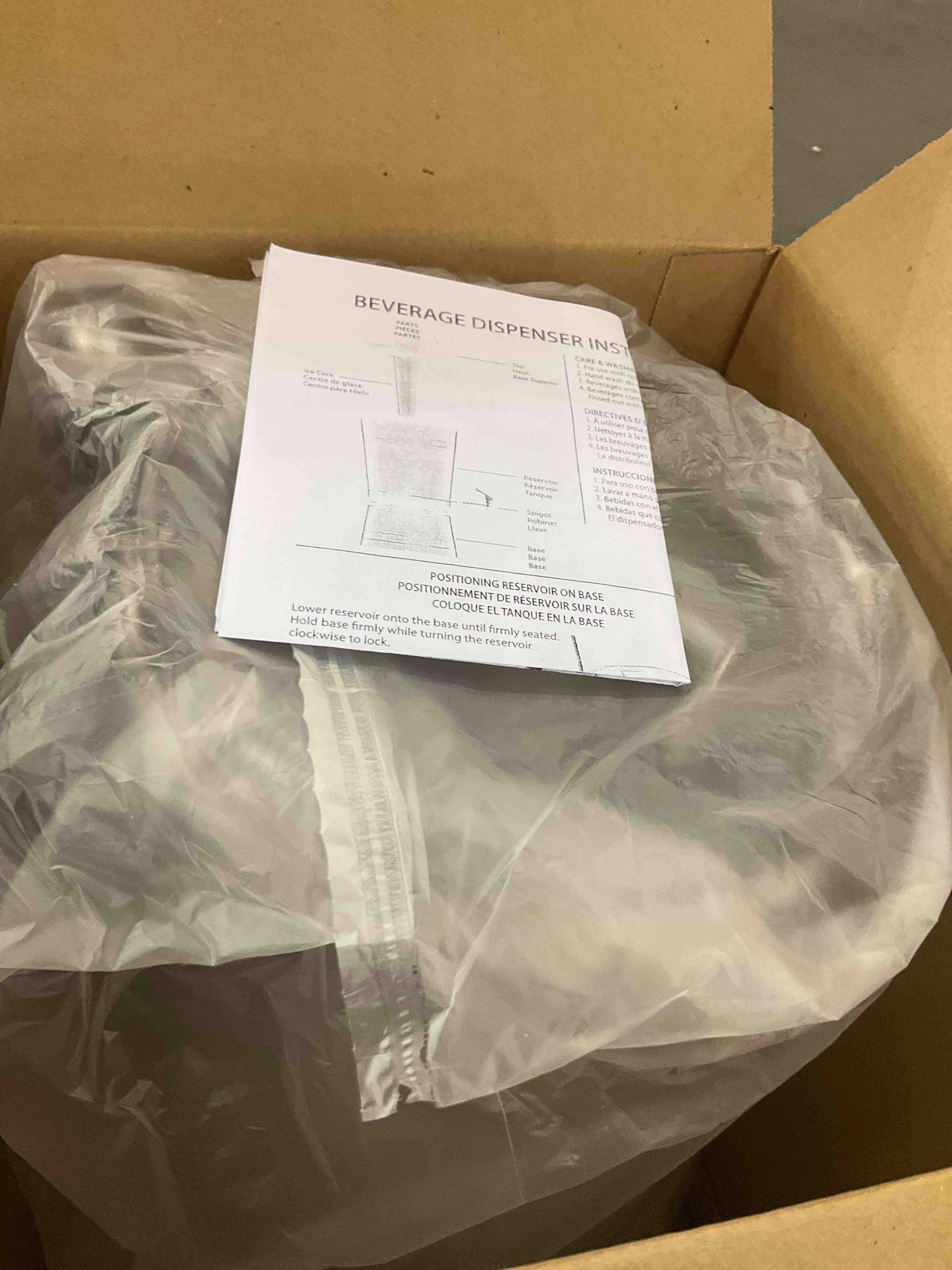 https://s3.amazonaws.com/lotting-images-prod/BargainHunt/EXS01412268_1722436329162.jpeg