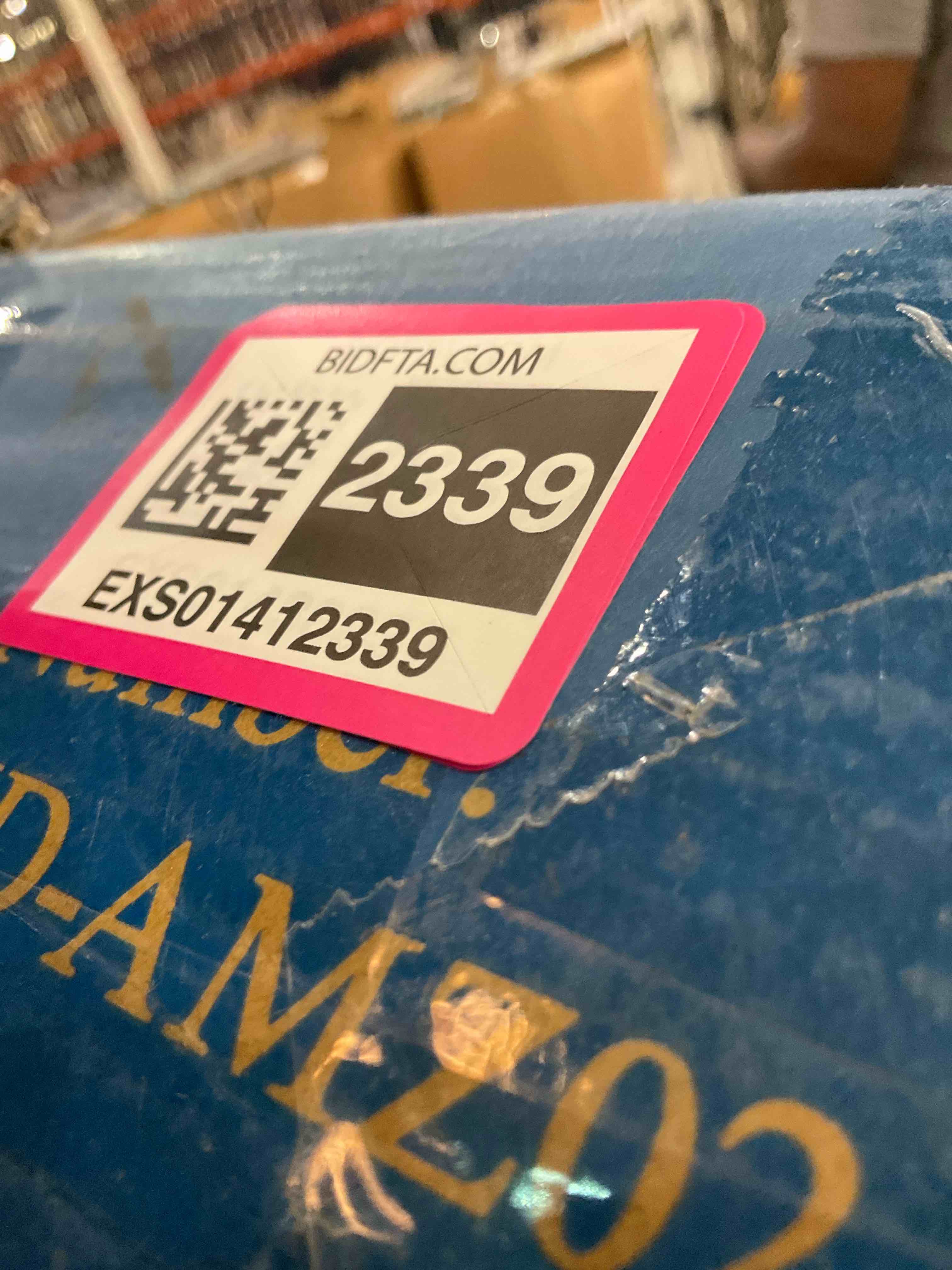https://s3.amazonaws.com/lotting-images-prod/BargainHunt/EXS01412339_1722531463333.jpeg