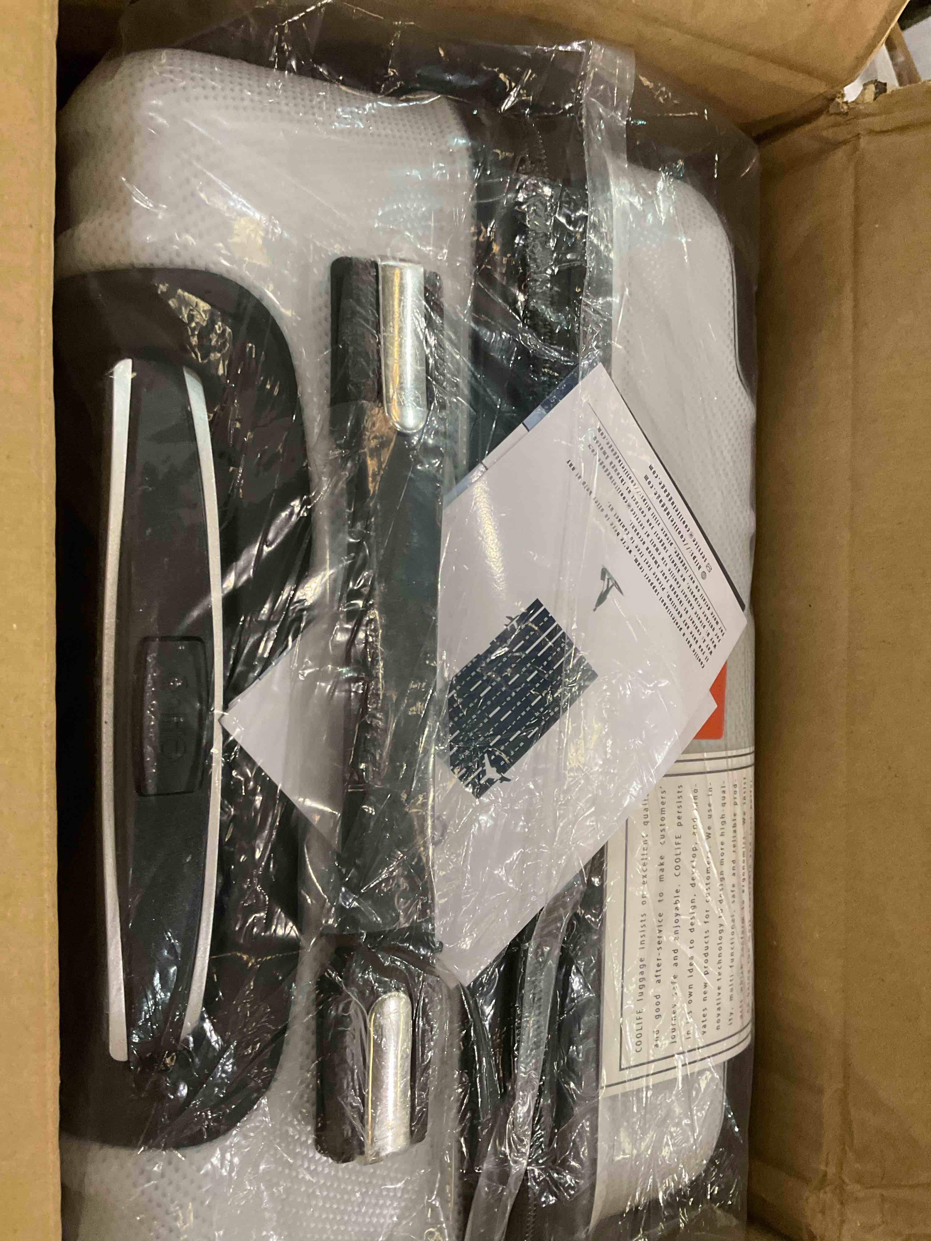 https://s3.amazonaws.com/lotting-images-prod/BargainHunt/EXS01412591_1721309839413.jpeg