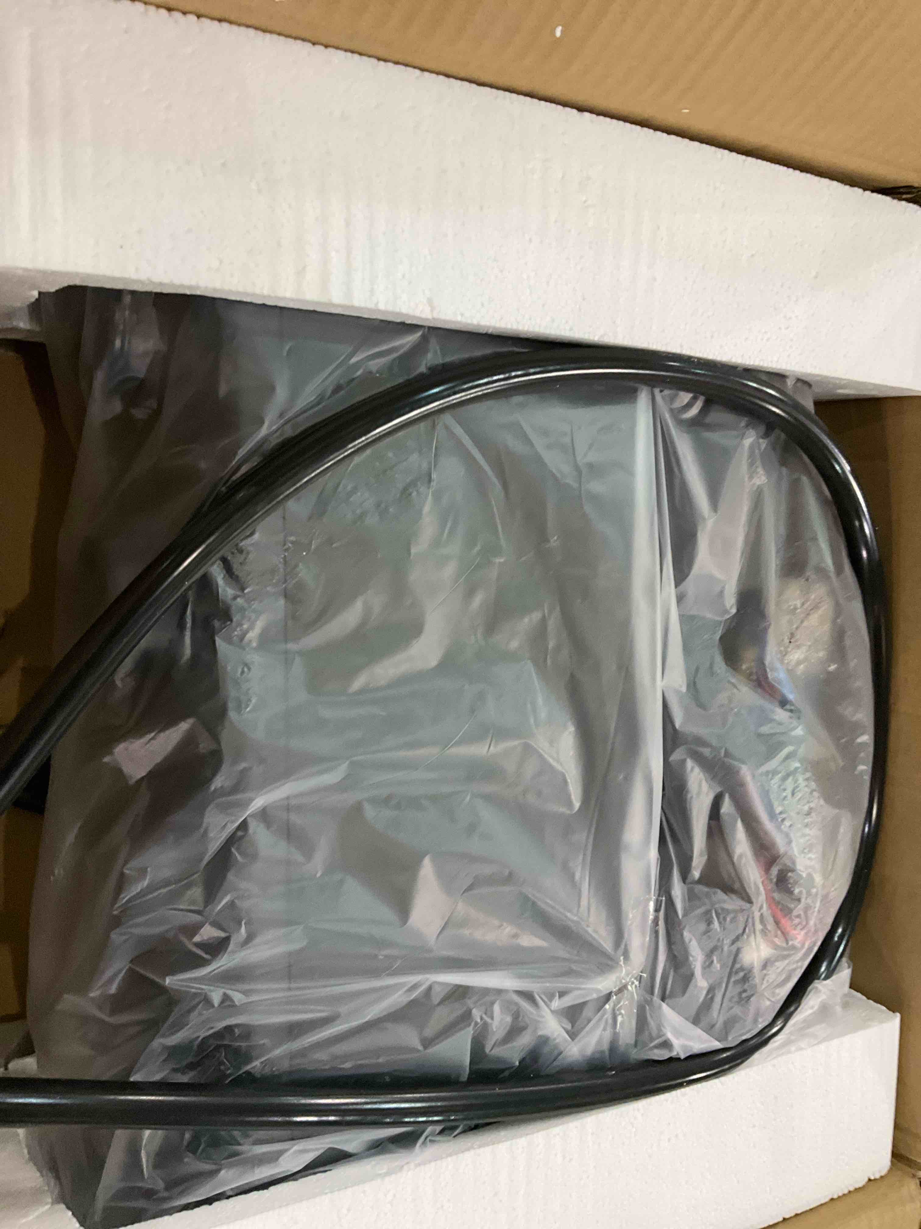 https://s3.amazonaws.com/lotting-images-prod/BargainHunt/EXS01412614_1721314120330.jpeg