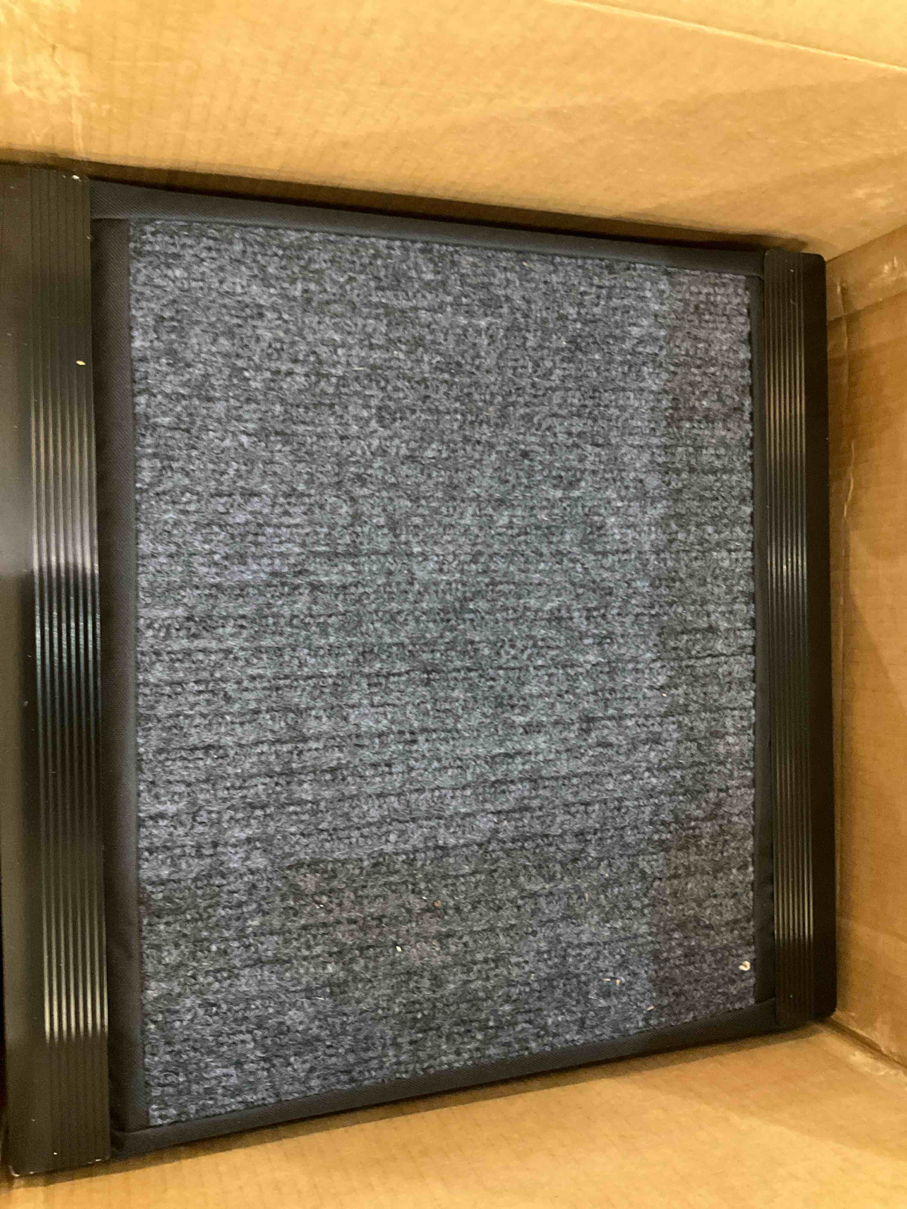 https://s3.amazonaws.com/lotting-images-prod/BargainHunt/EXS01412678_1721673098820.jpeg