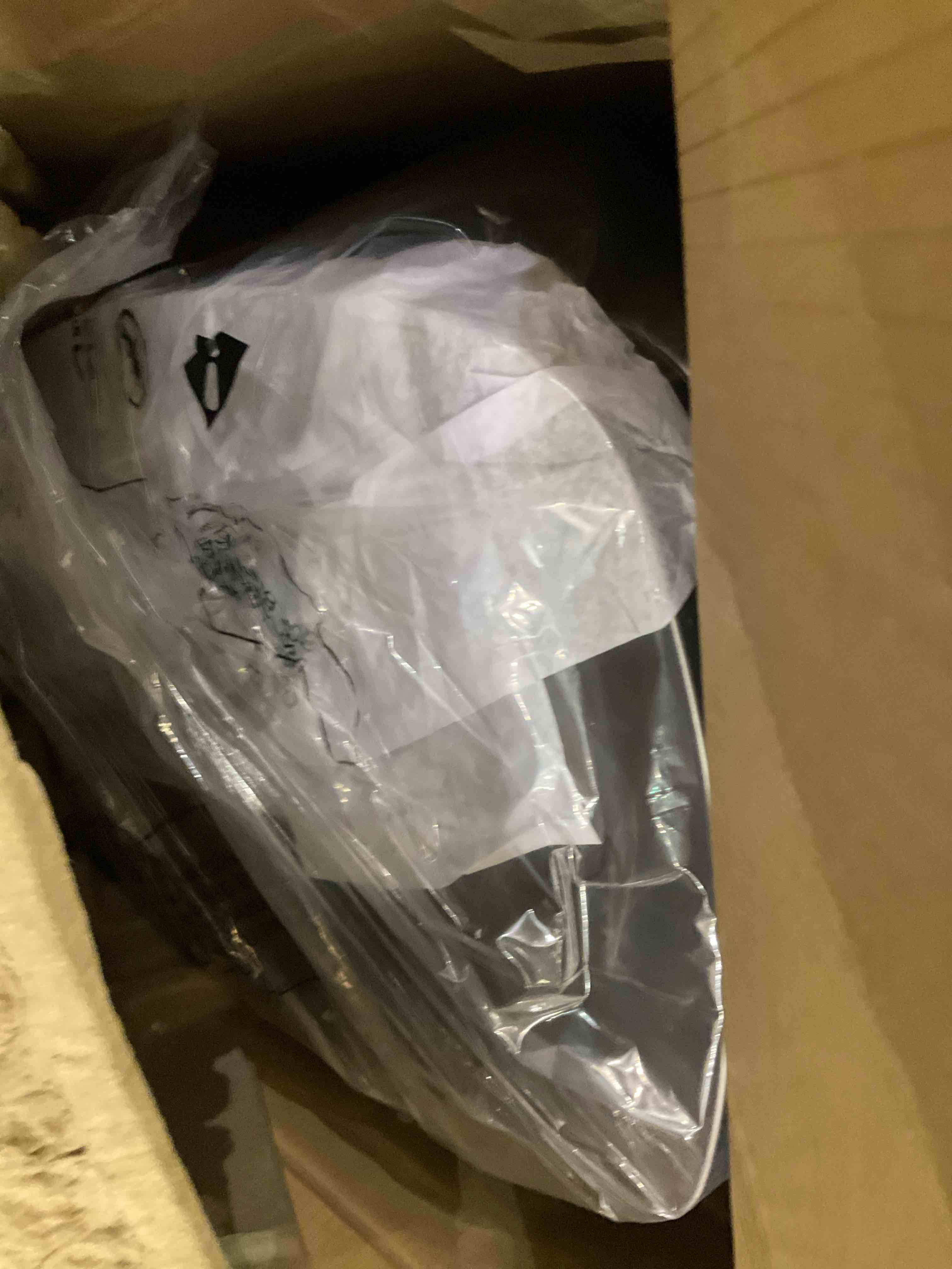 https://s3.amazonaws.com/lotting-images-prod/BargainHunt/EXS01412687_1721674445910.jpeg
