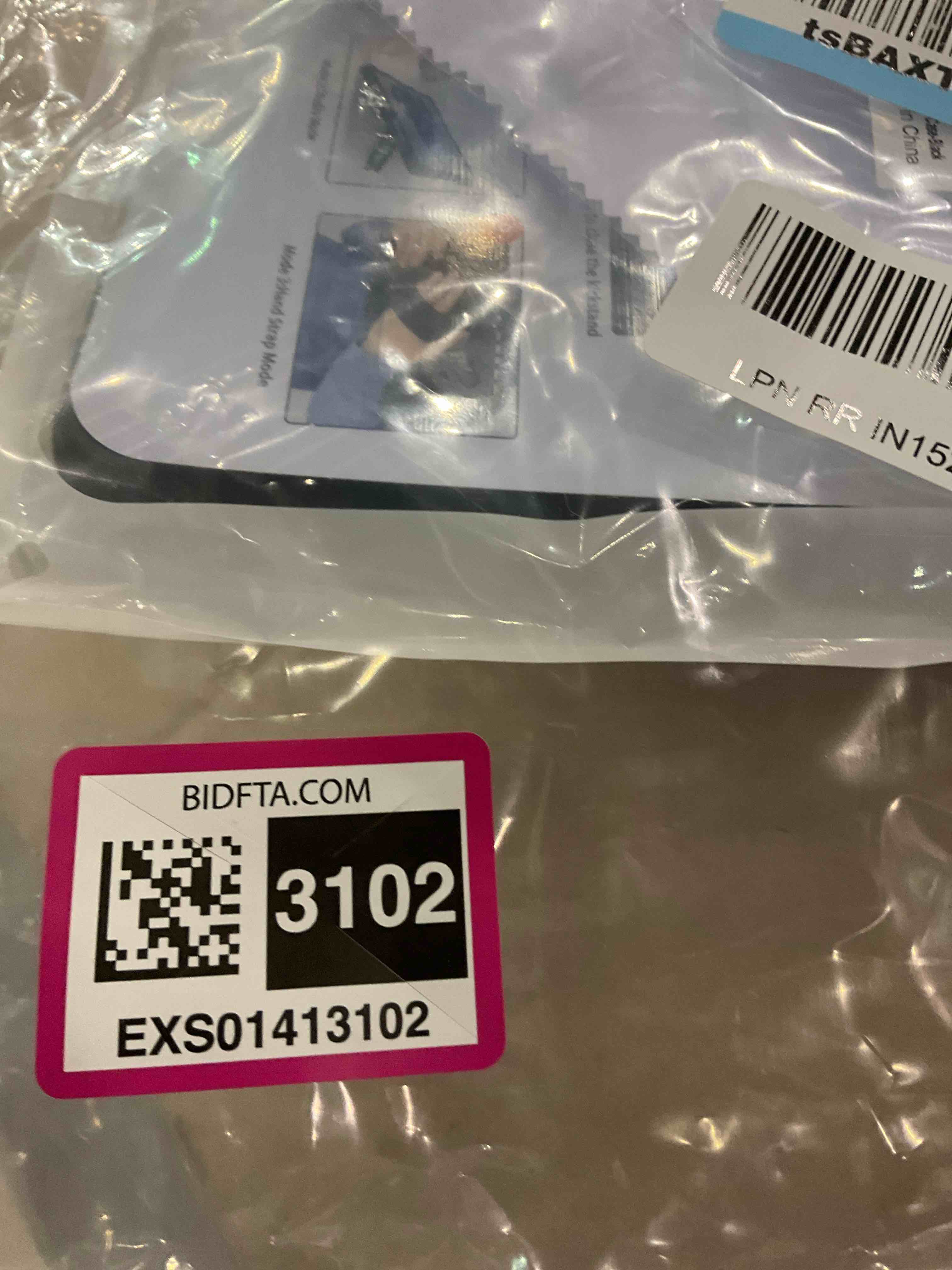 https://s3.amazonaws.com/lotting-images-prod/BargainHunt/EXS01413102_1722598520758.jpeg